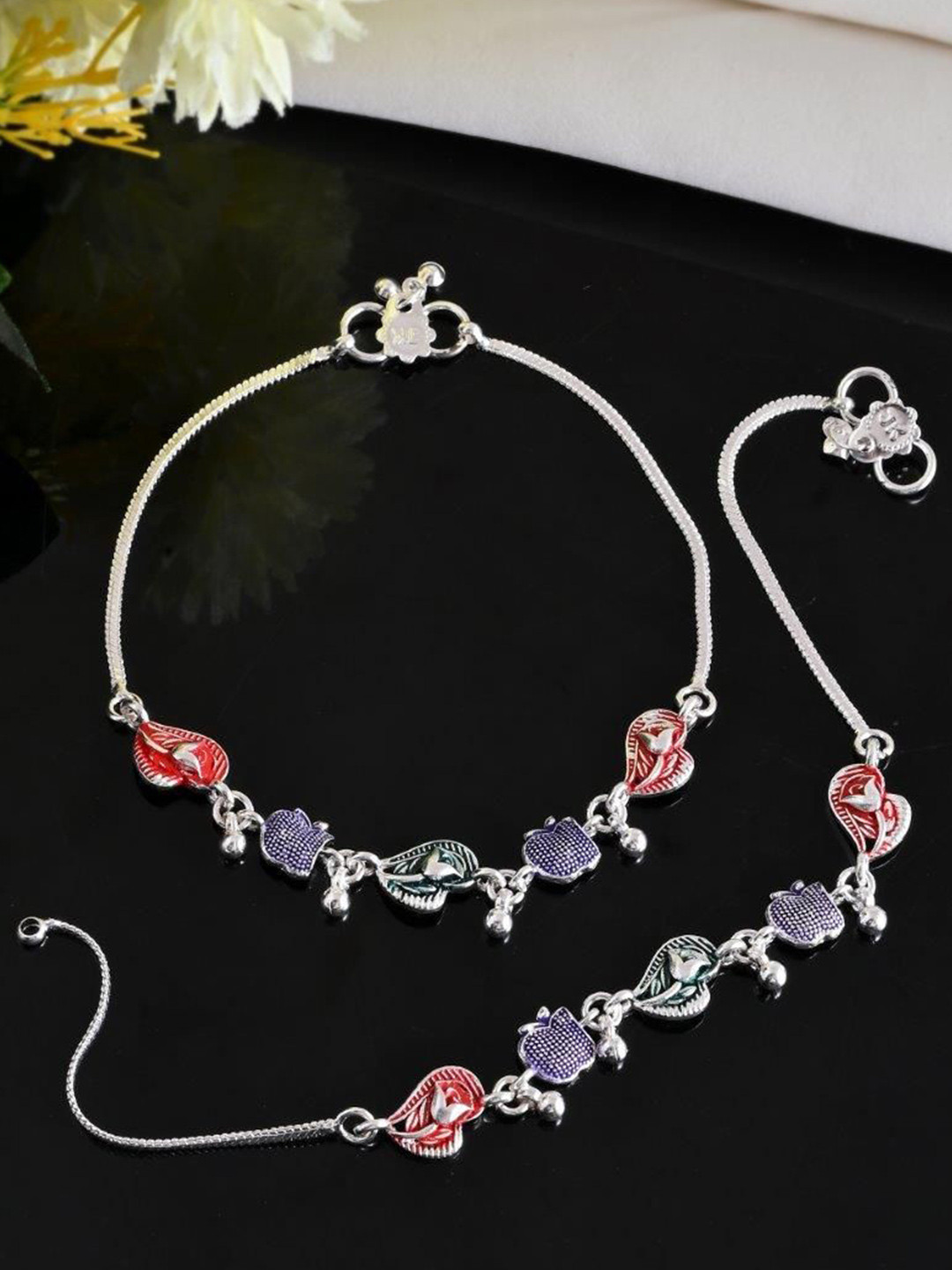 Sangria Silver-Plated Artificial Beads Anklet