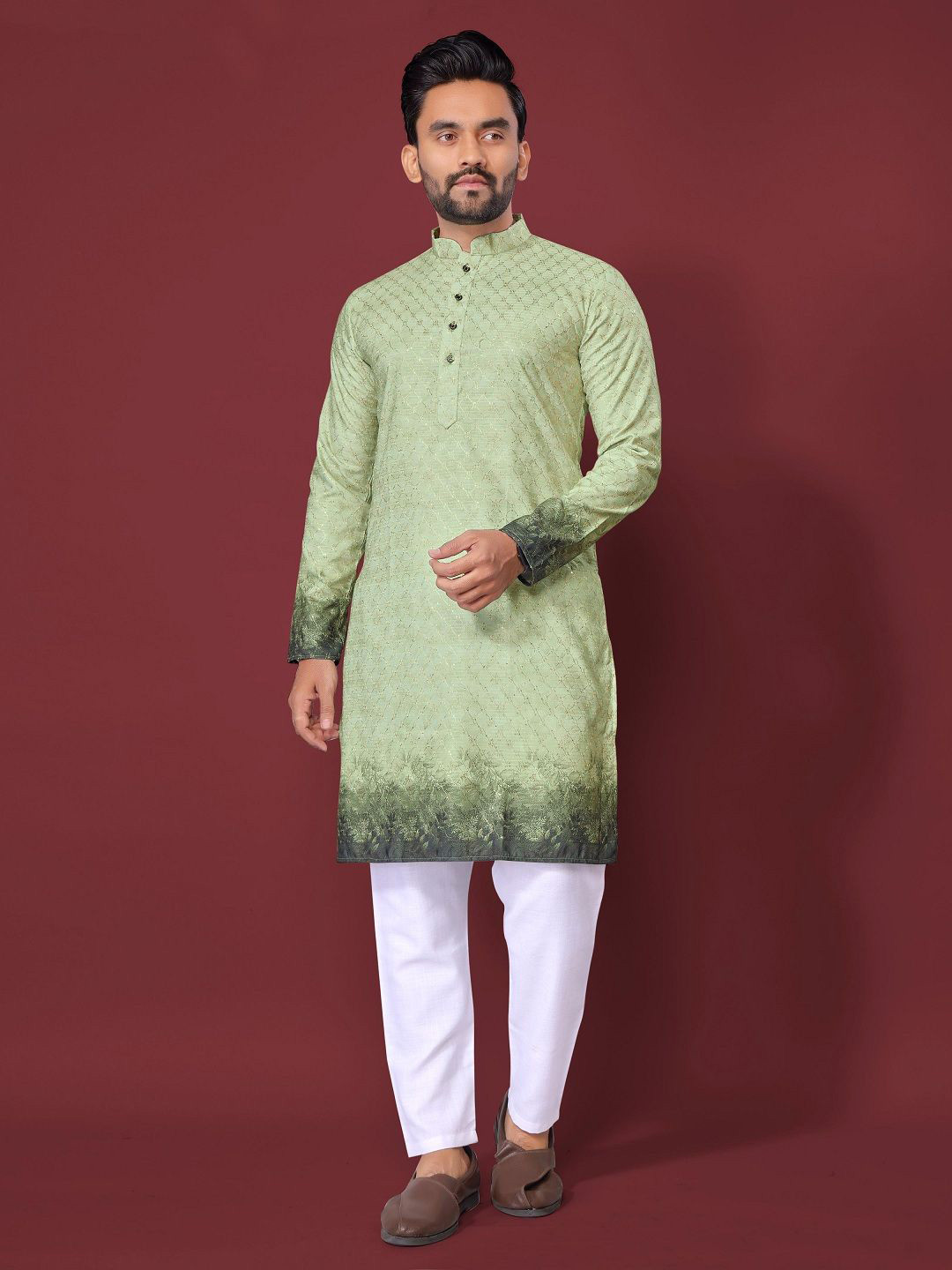 Leipzig Fashion Ethnic Motifs Printed Mandarin Collar Sequinned Straight Kurta