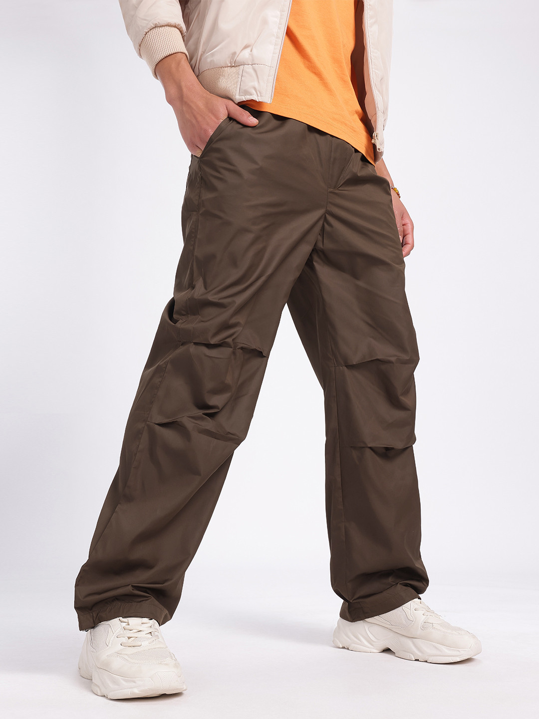 glitchez Men Relaxed Fit Cargo-Style Trousers with Toggle Hem