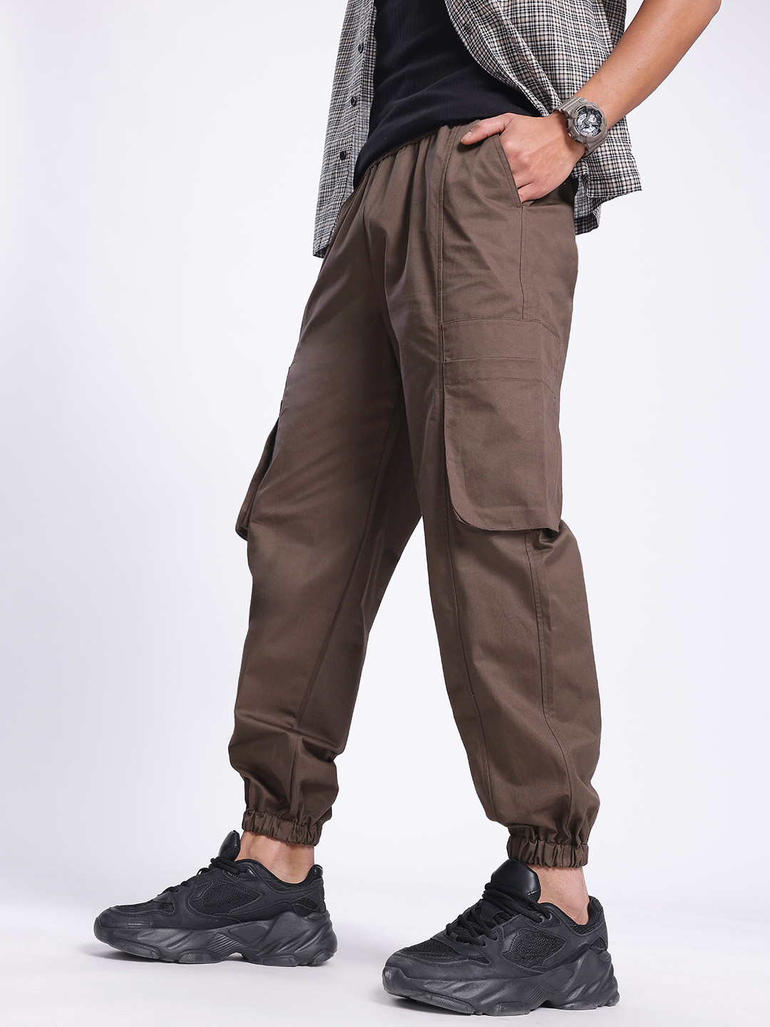 glitchez Men Relaxed Fit Jogger Style Trousers