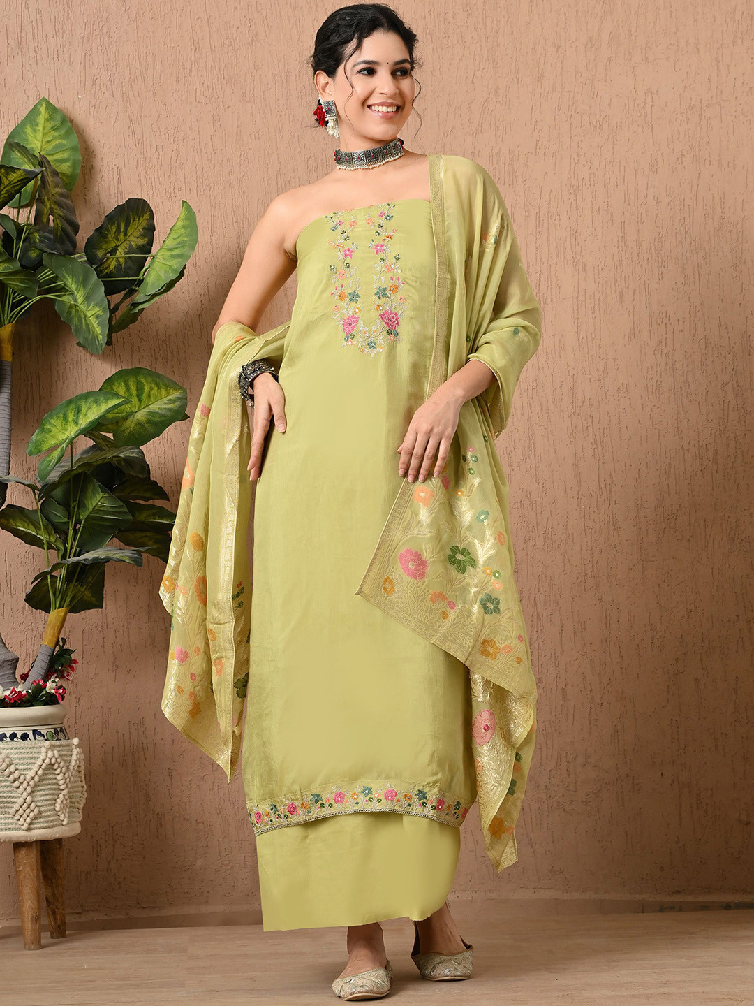 THE WEAVERS SHOP BY RAAVI Floral Embroidered Zari Work Unstitched Dress Material