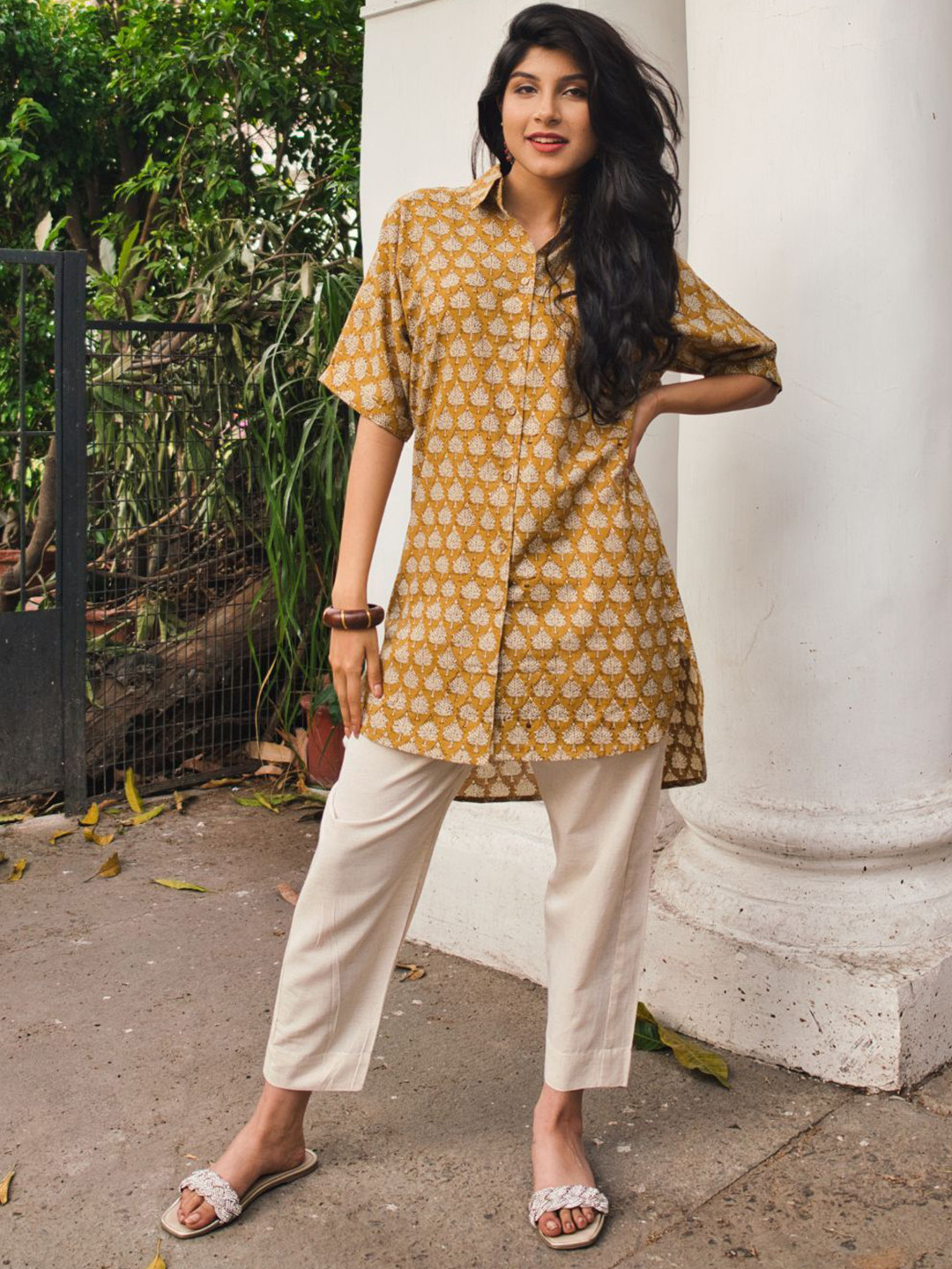 Safeera Women Bagru Floral Print Cotton High Low Long Shirt