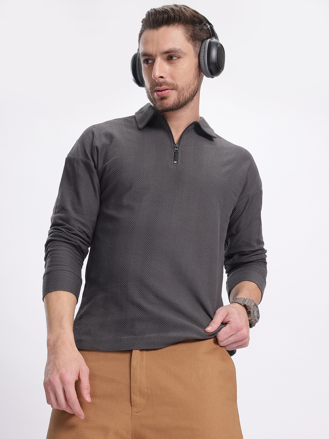 glitchez Easy Textured Half Zipper Polo Sweatshirt