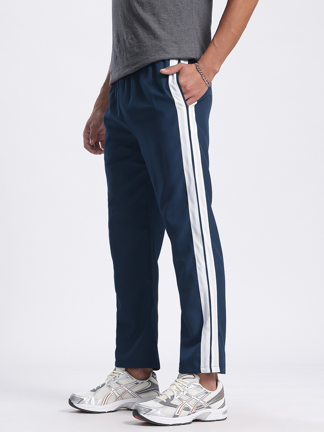glitchez Men Side Stripe Track Pants