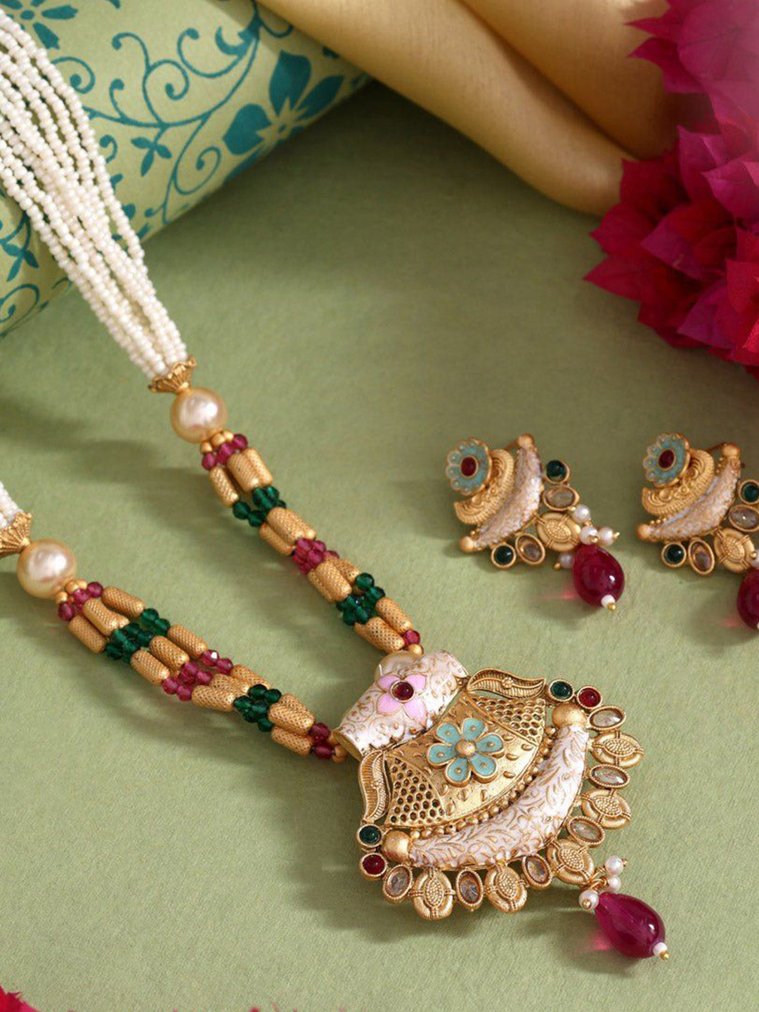 Aurum & You Stone Studded & Beaded Rajwadi Jewellery Set