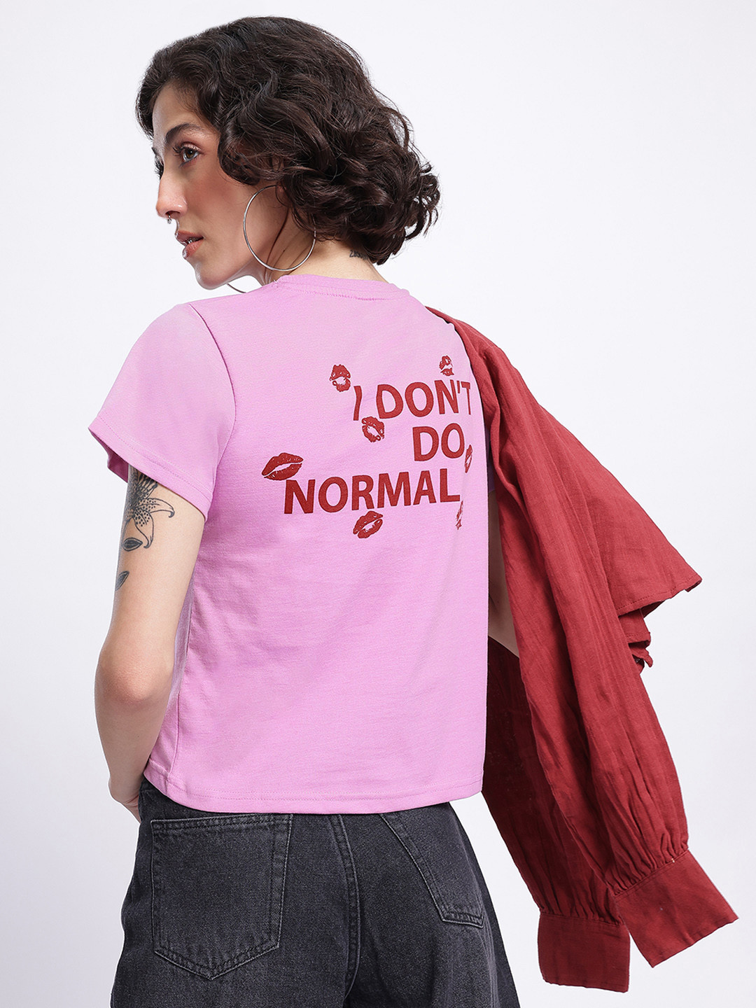 glitchez Typo Print T-shirt