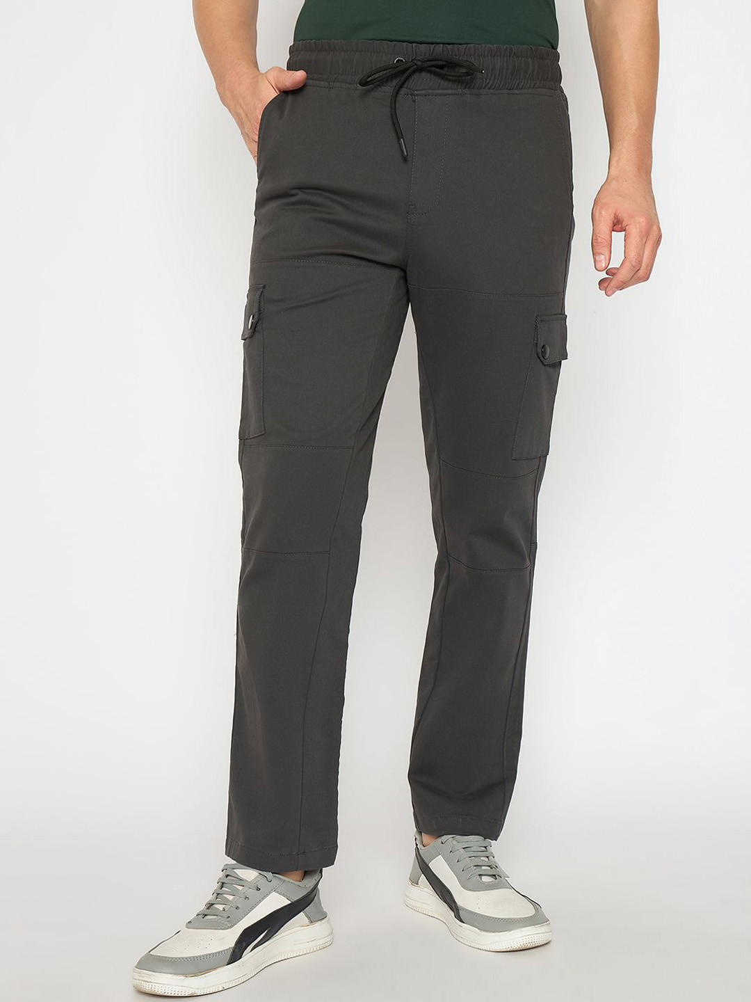 Duke Men Solid Regular Fit Mid-Rise Cargos Trousers