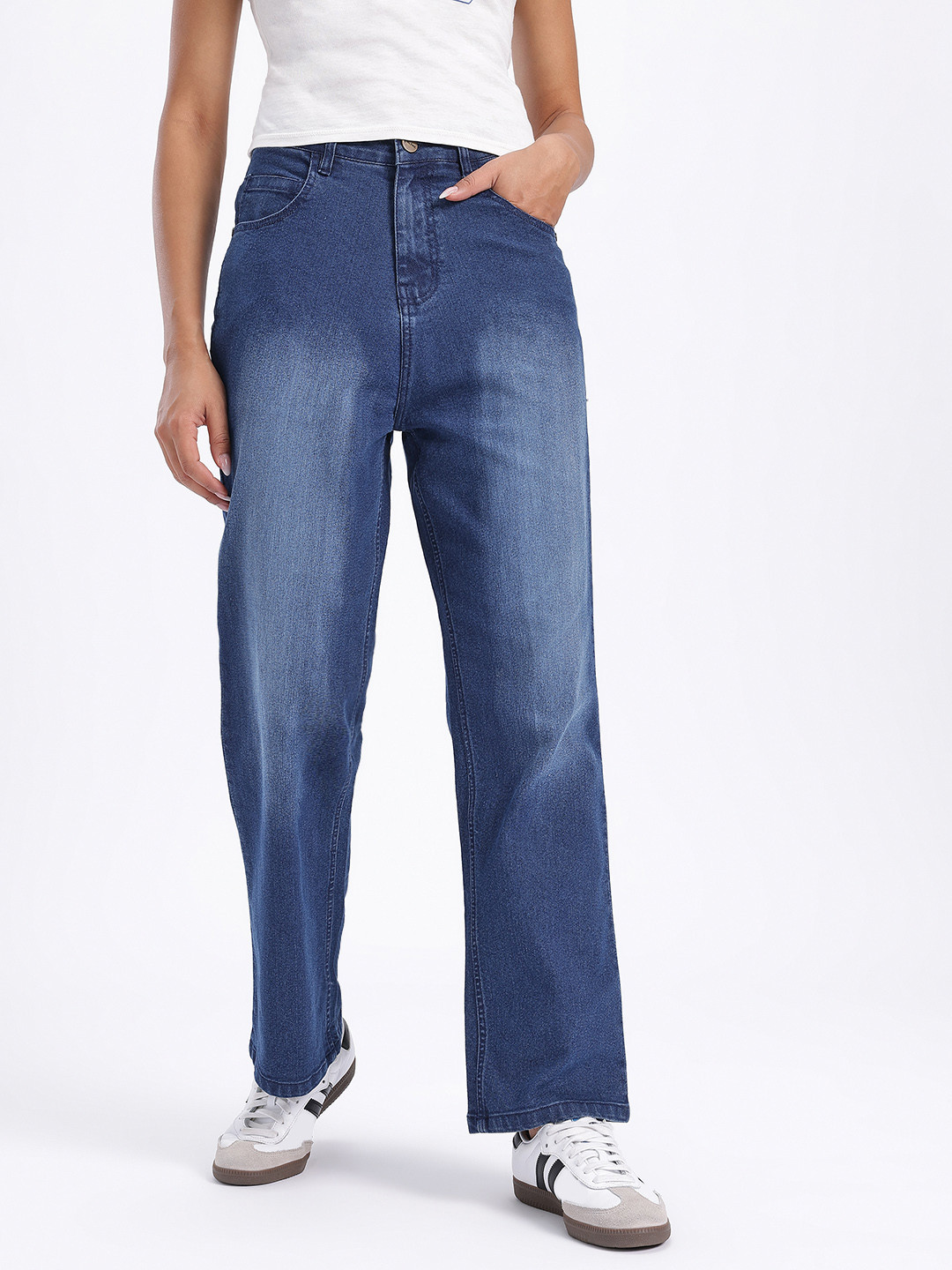 glitchez Women Washed Straight Fit Jeans