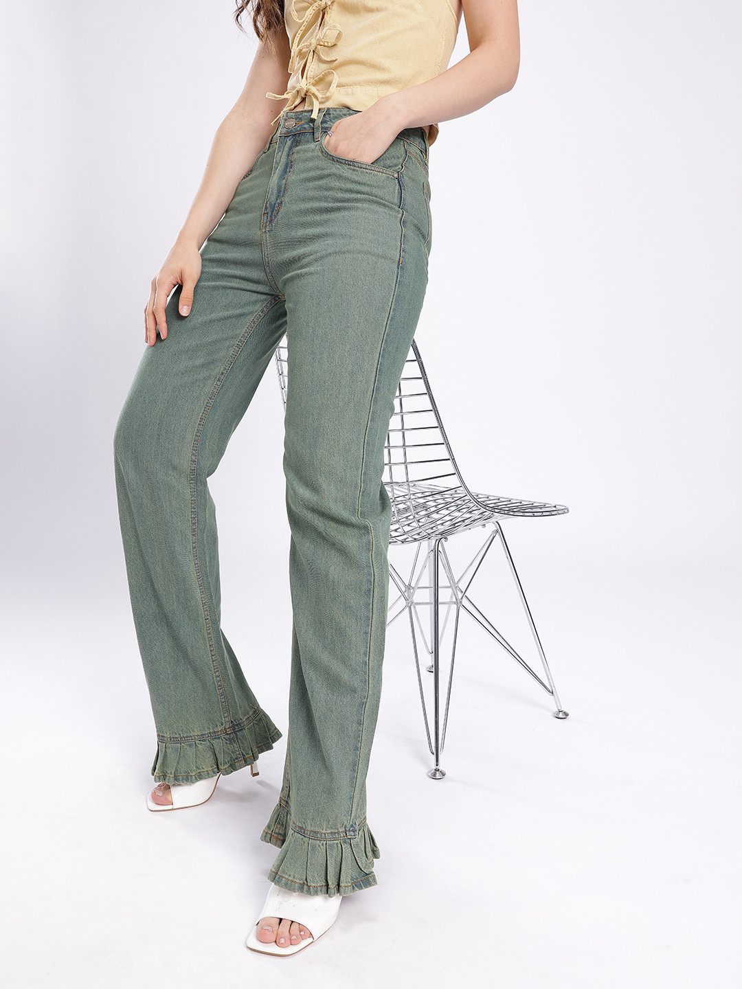 glitchez Women Frills Hem Straight Fit High-Rise Light Fade Jeans