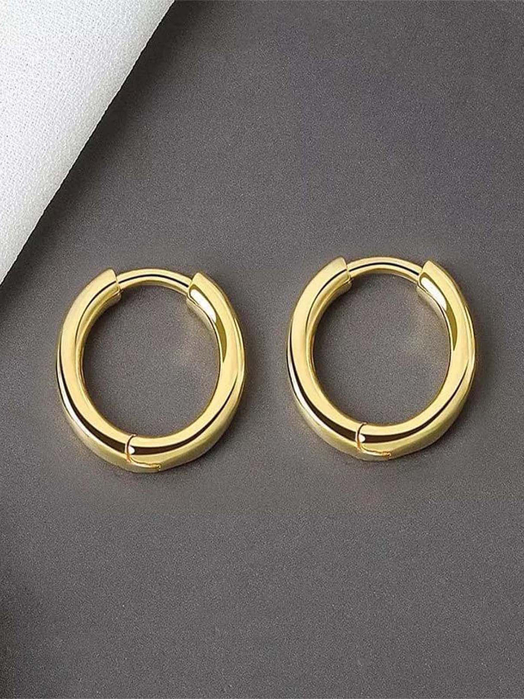VAMA Men Gold Plated Hypoallergenic Pierced Bali Circular Anti Tarnish Hoop Earrings