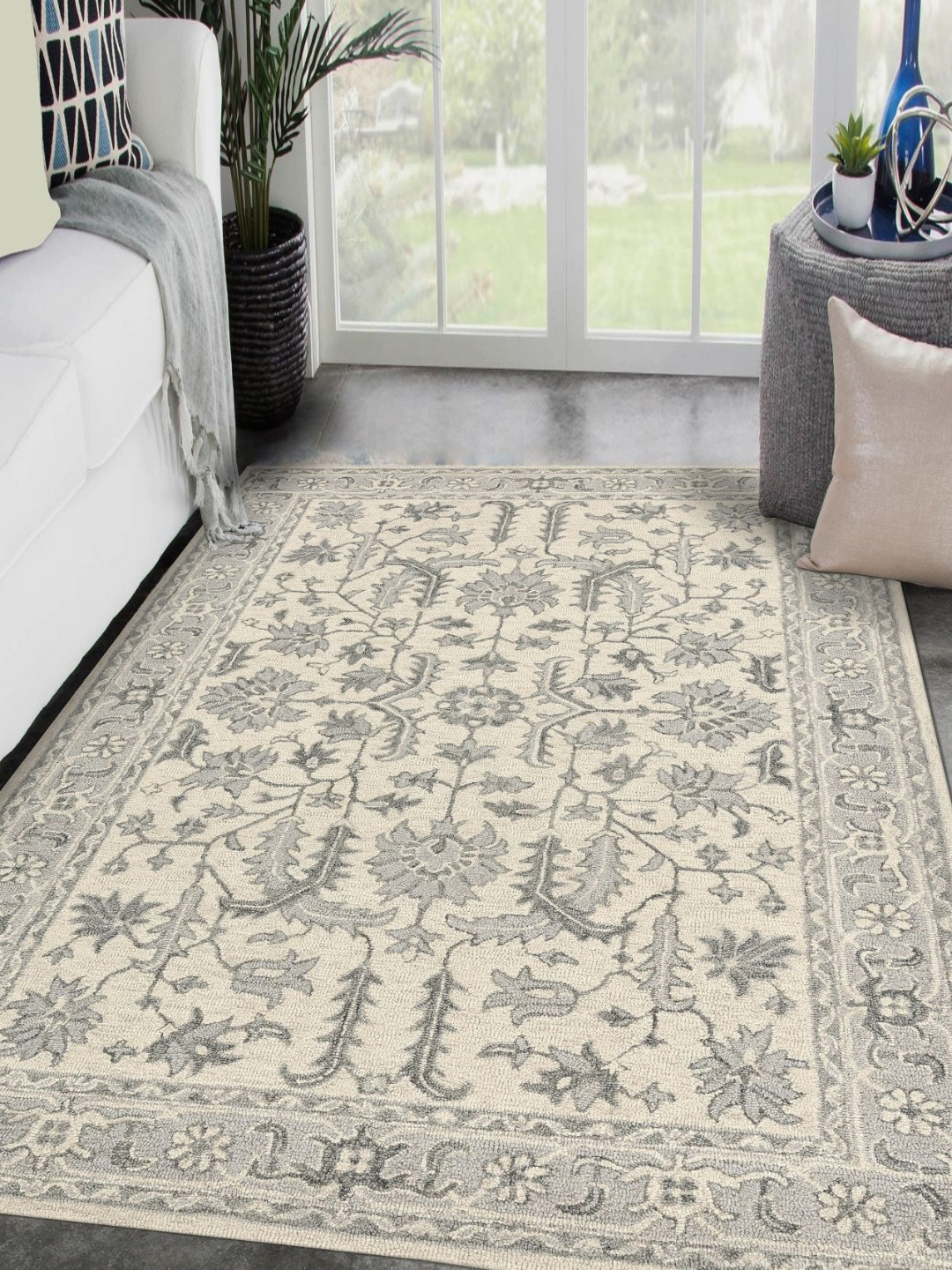 saraswatii global Romania Cream-Coloured & Grey Printed Tufted Woollen Carpet