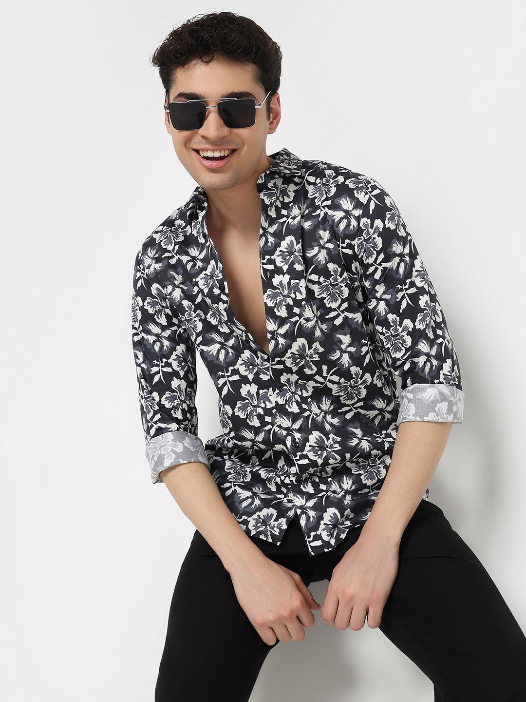 R&B Men Floral Printed Spread Collar Satin Casual Shirt