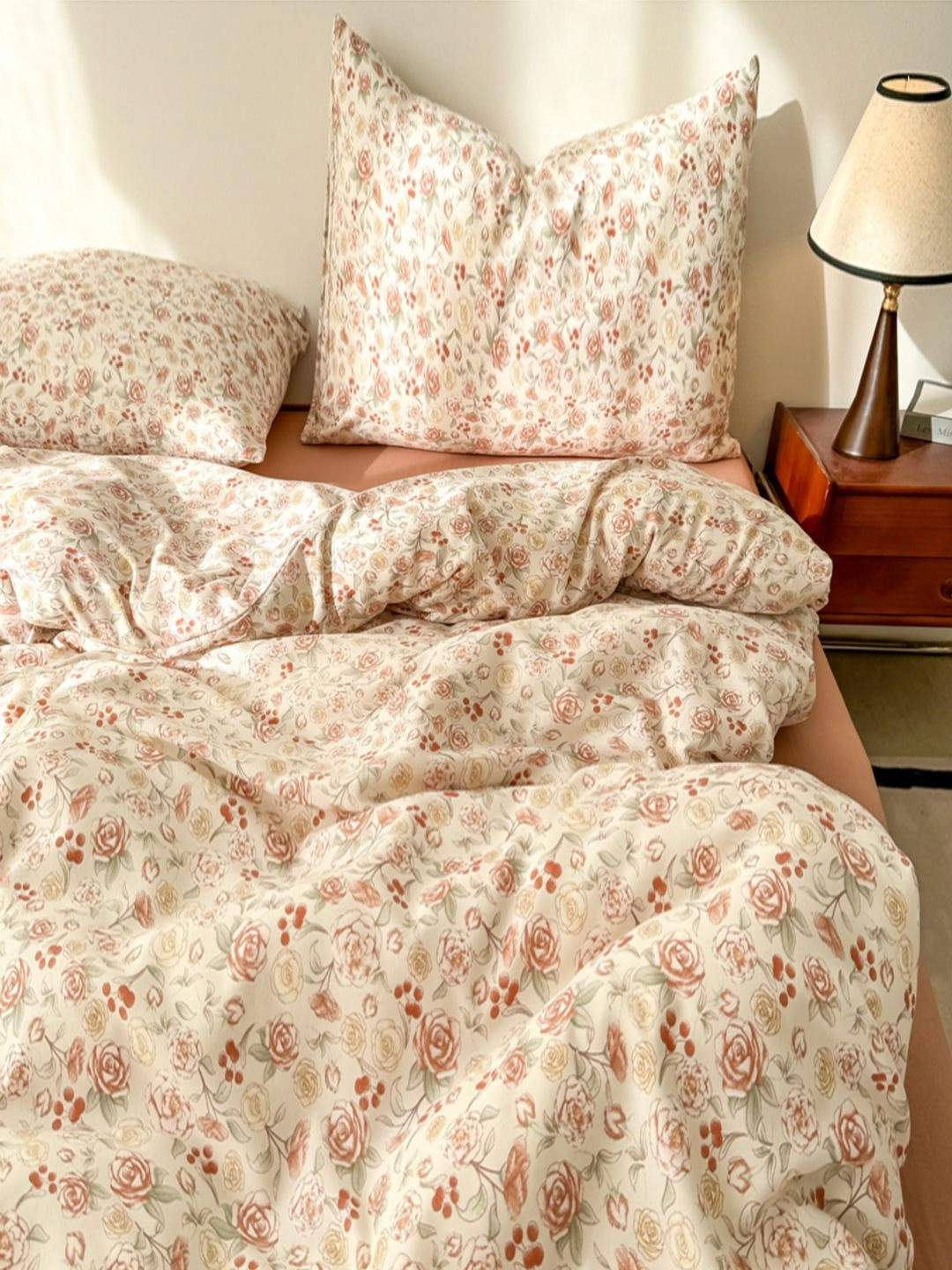 JC HOME Orange Colored & Off White Printed Double Queen Regular Bedding Set