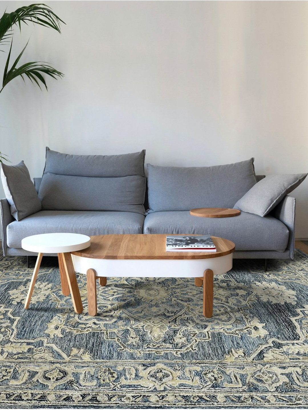 saraswatii global Vestige Oriental Taupe & Blue Abstract Hand-Tufted Woollen Carpet