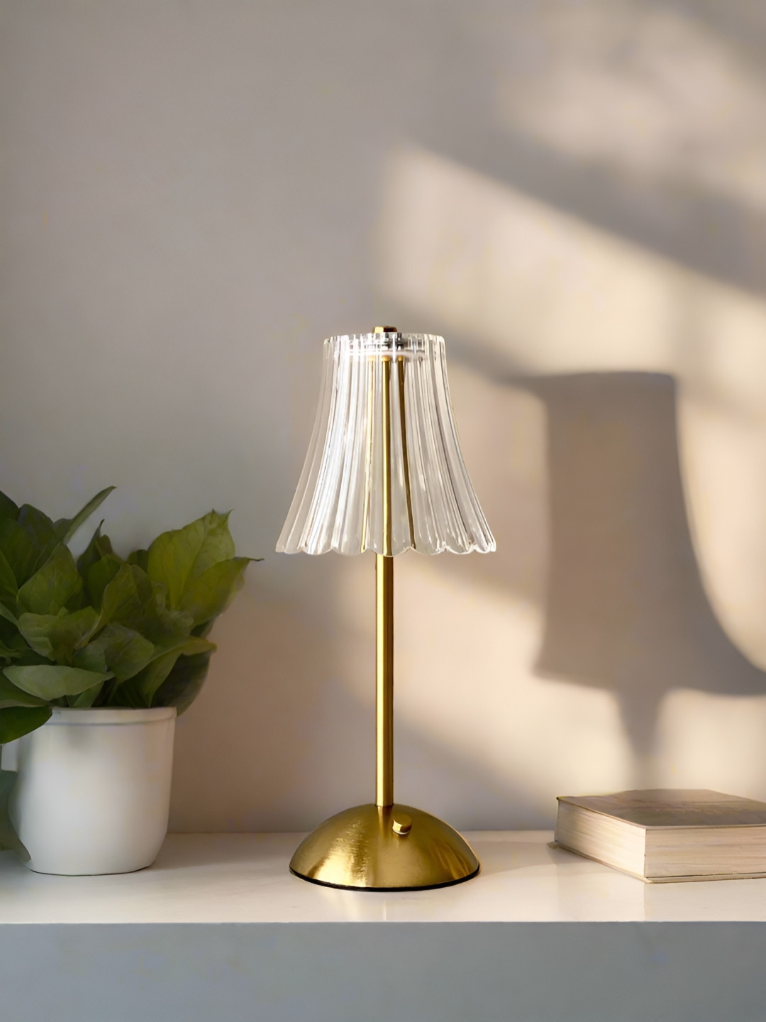Mason Home Gold-Toned Textured Metal Frusturical Shaped Table Lamp with Adjustable Cord