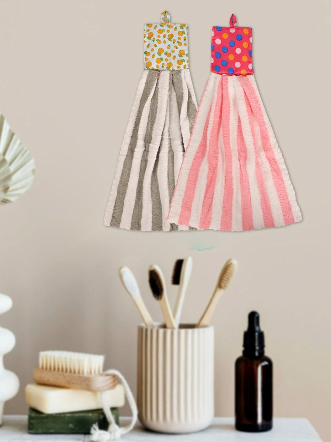 LOOM LEGACY 2Pcs Green & Pink Striped Microfibre Hanging Kitchen Towels