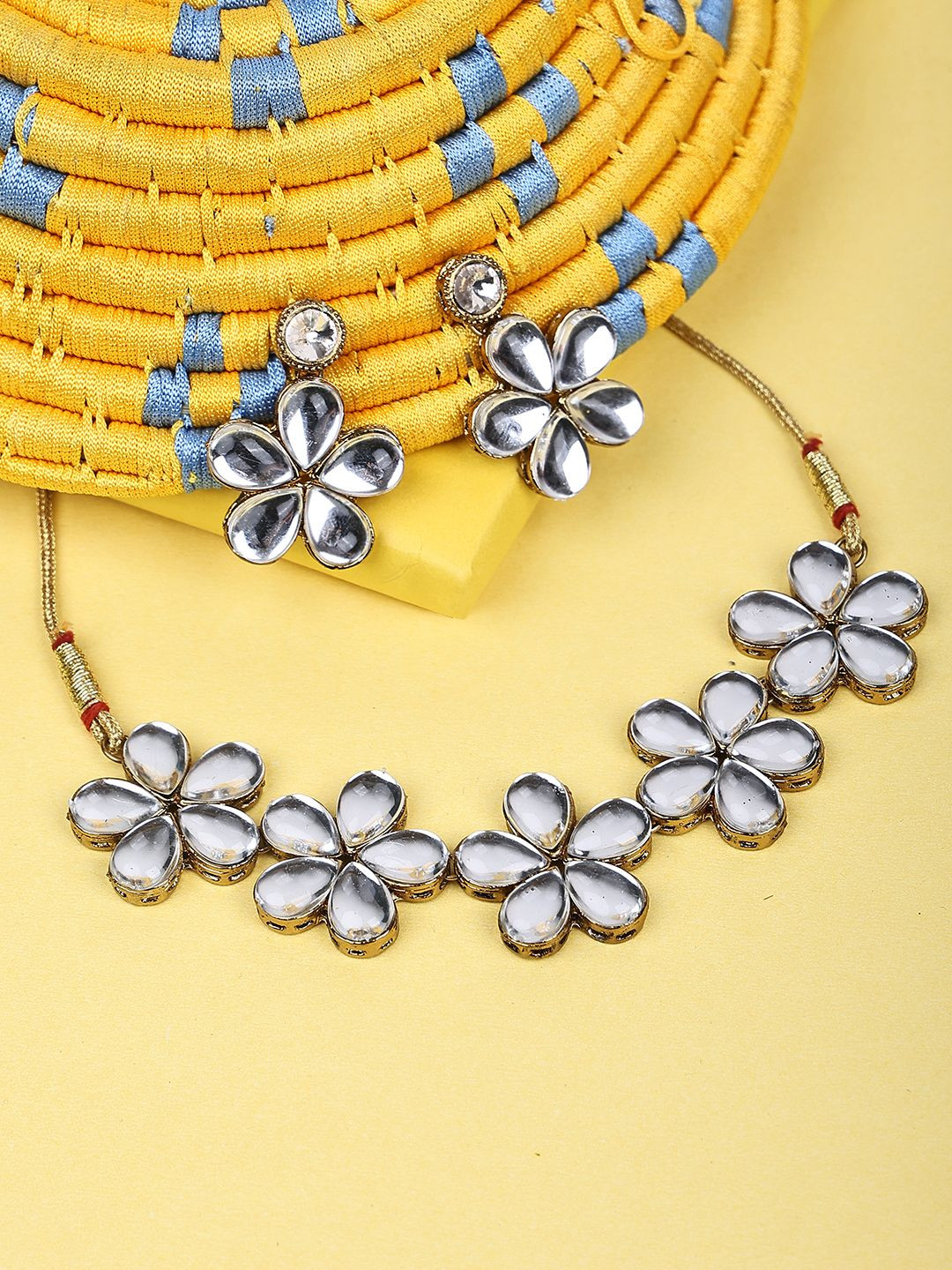 JN HANDICRAFT Copper-Plated Choker Necklace