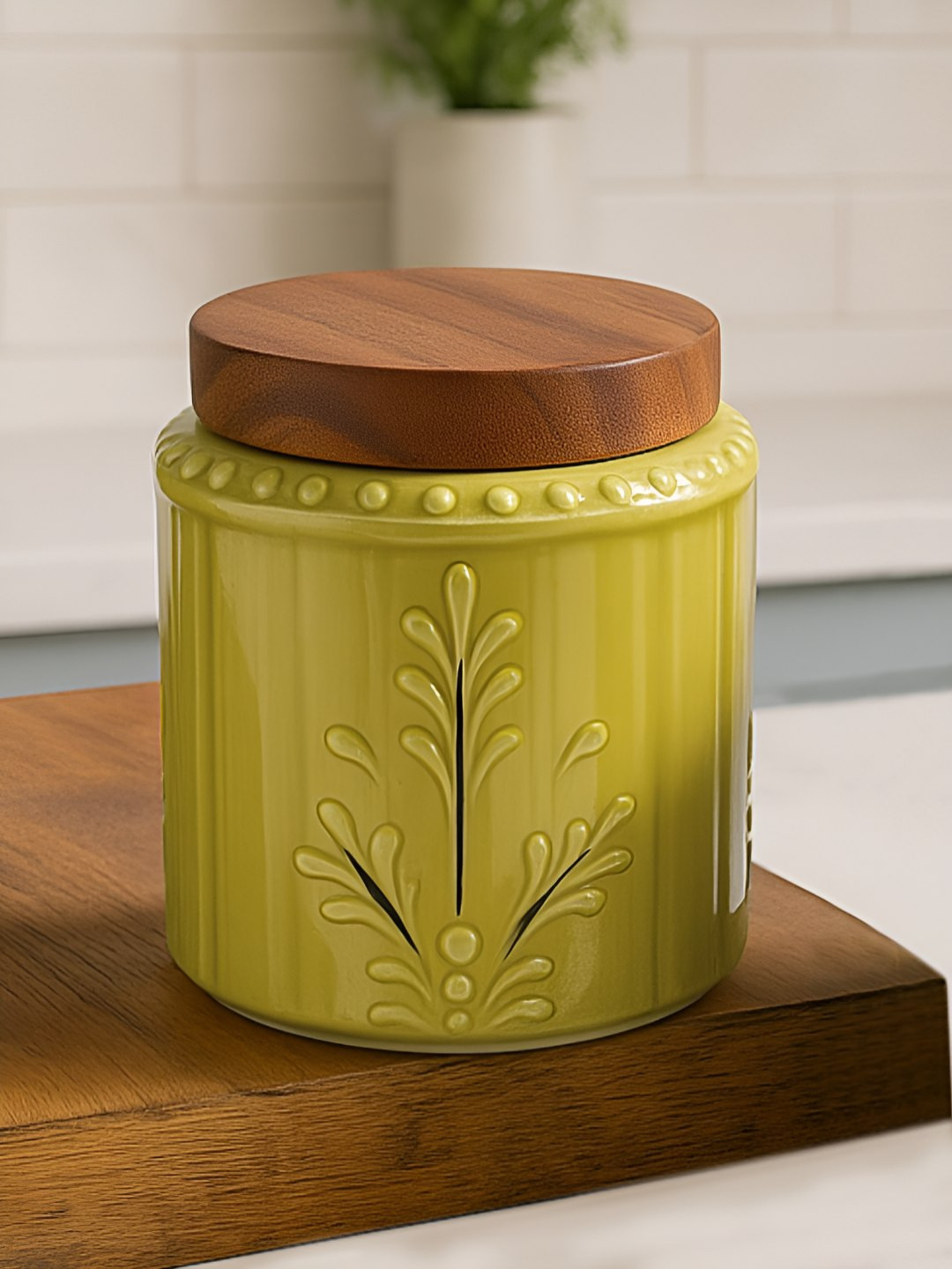 Stylemyway Green Ceramic Air Tight Screw Top Canister-500ml