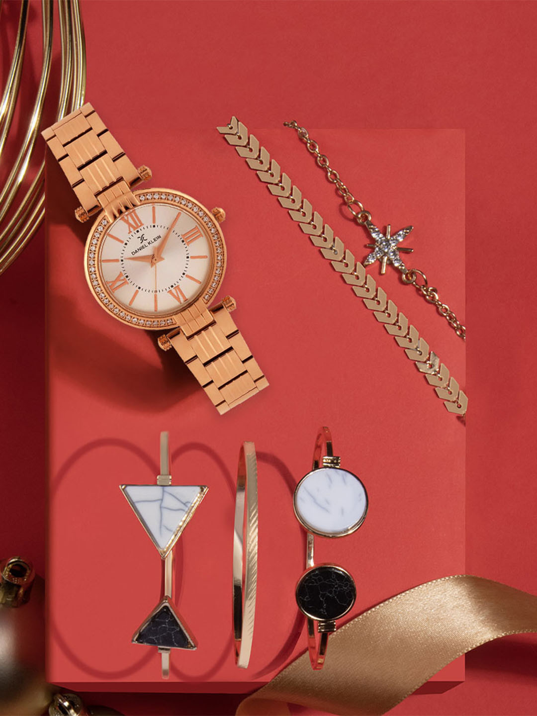 Daniel Klein Watch With 5 Pcs Bracelet Gift Set