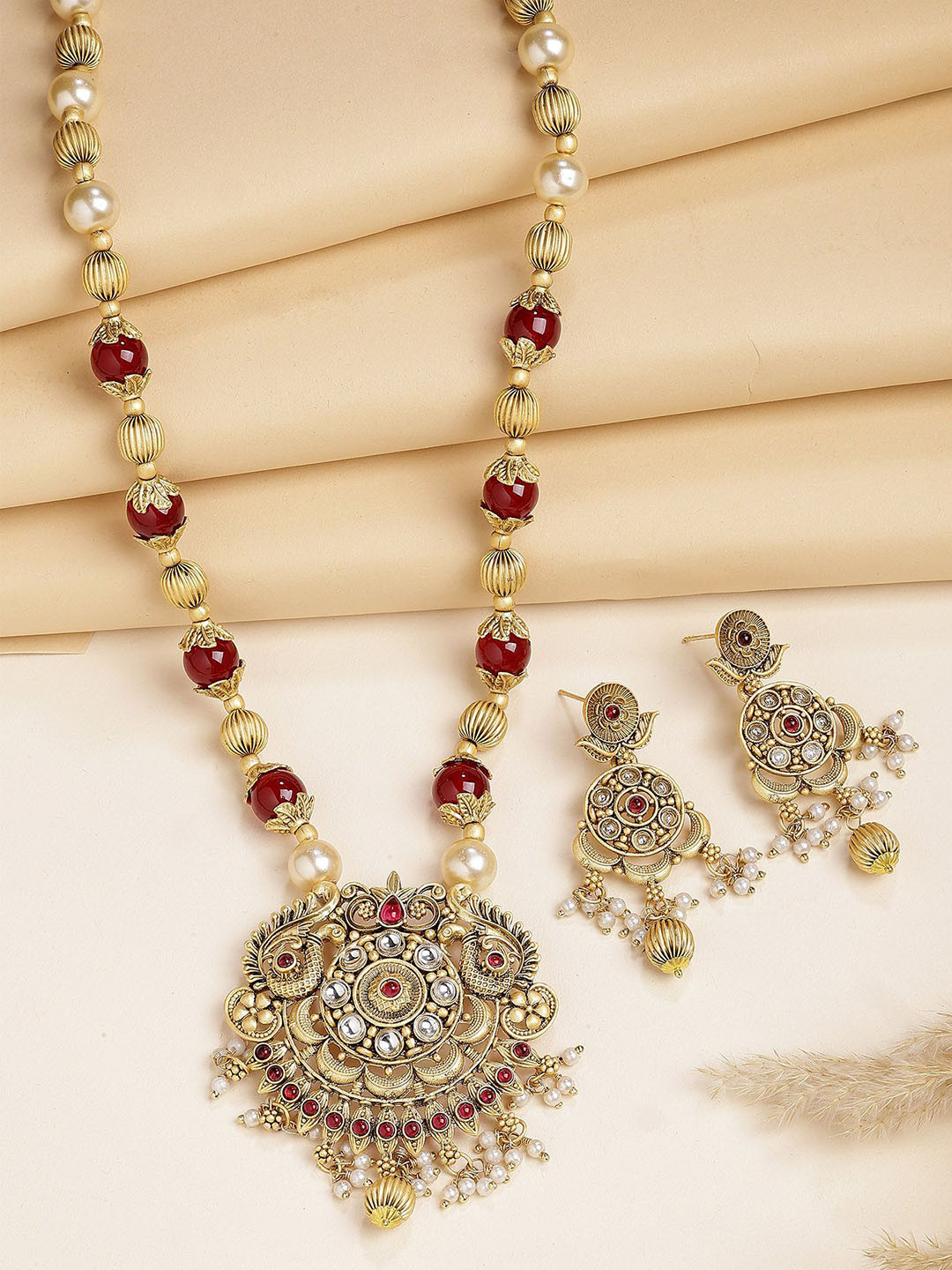 KARATCART Gold-Plated Kundan Studded & Red Beaded Rani Haar Jewellery Set