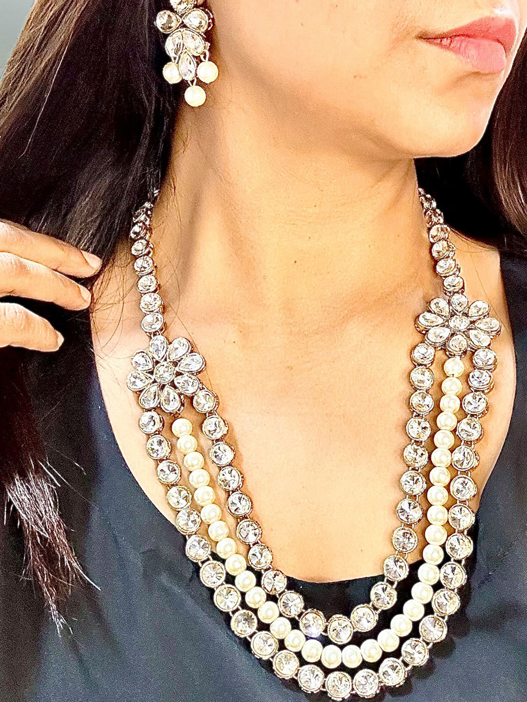 JN HANDICRAFT Stones Studded Jewellery Set