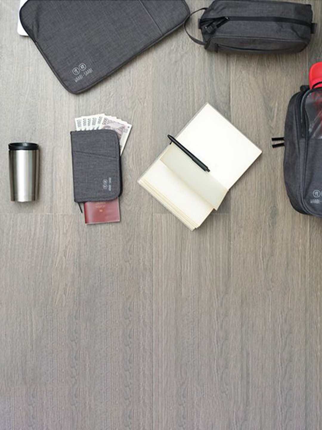 WAABI - SAABI -Unisex Passport & Travel Accessory Organiser