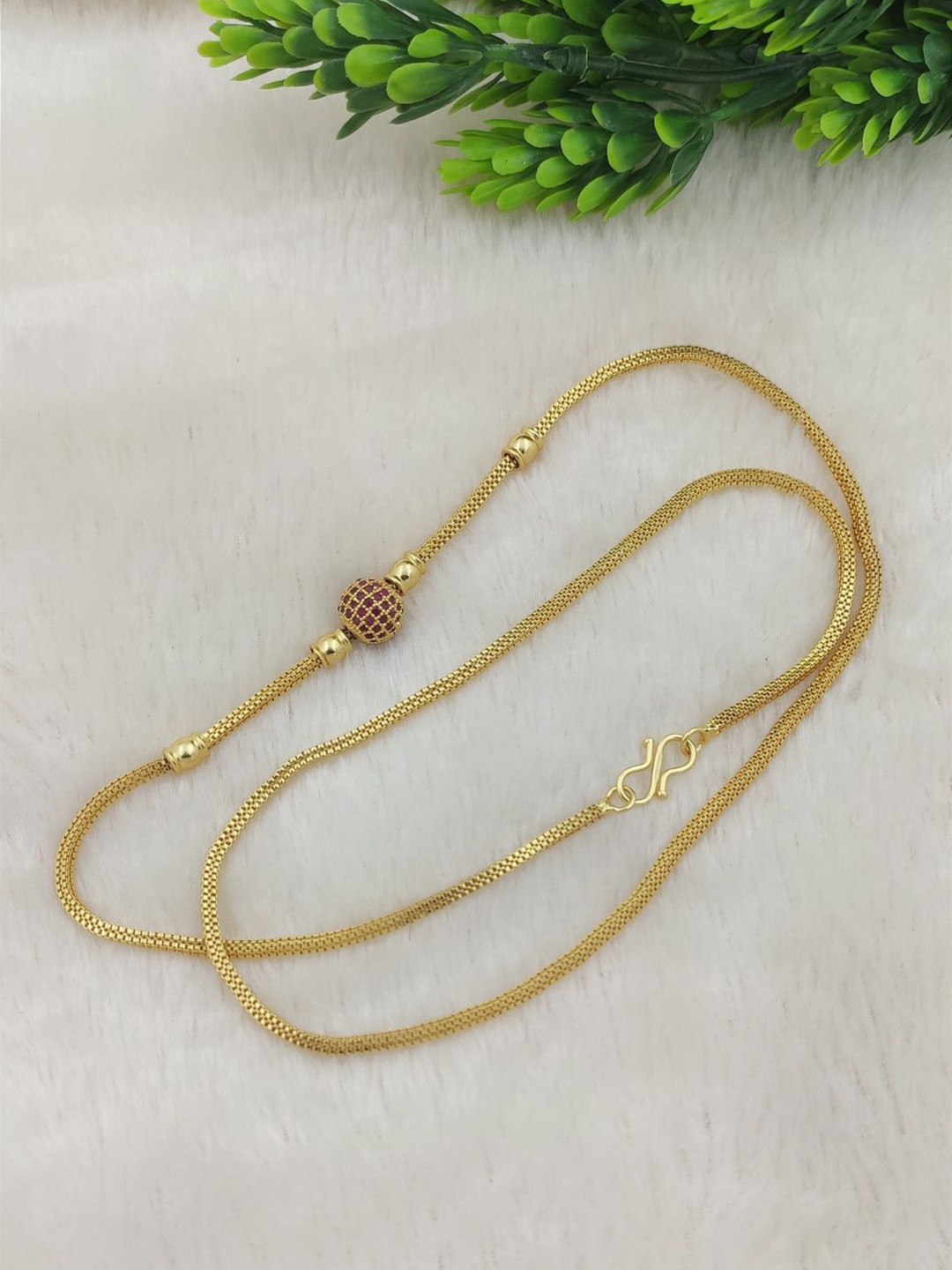 Hanaa Copper Gold-Plated Artificial Stones Studded Mugappu Necklace