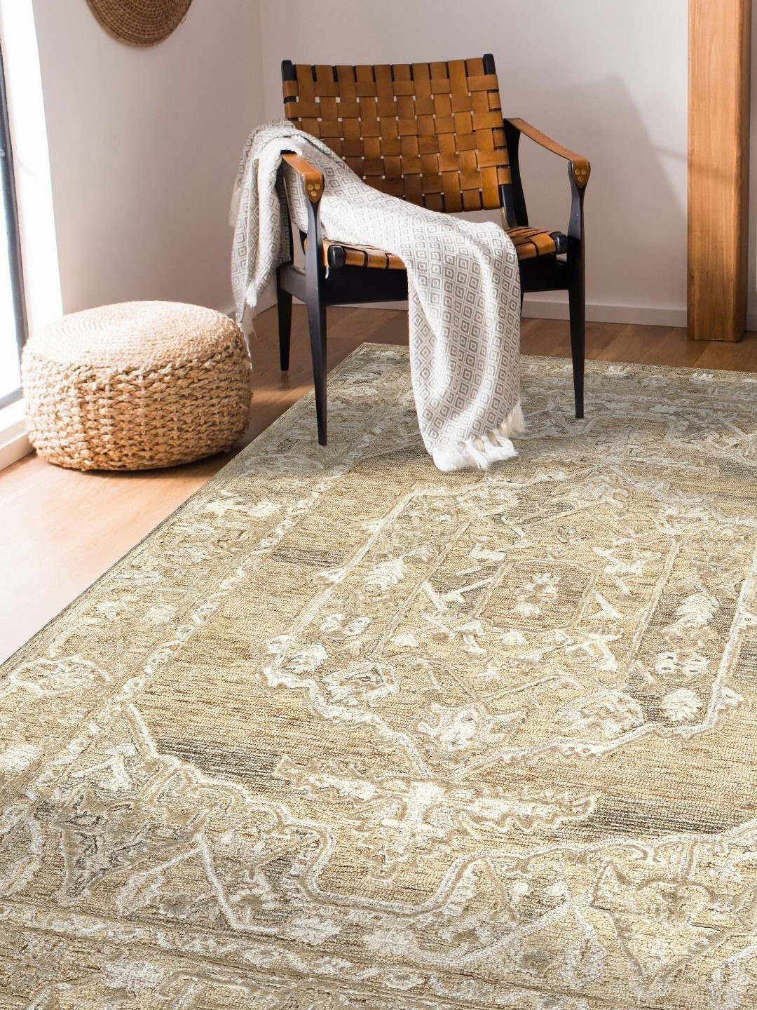 saraswatii global Vestige Kilim Brown & Beige Floral Printed Tufted Woollen Carpet