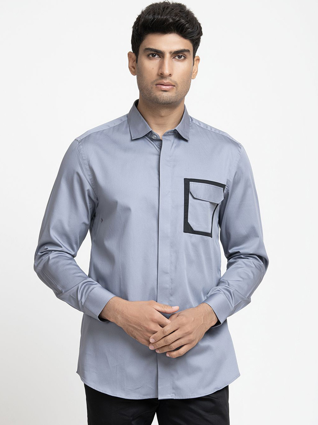 HILO DESIGN Men Solid Spread Collar Casual Shirt