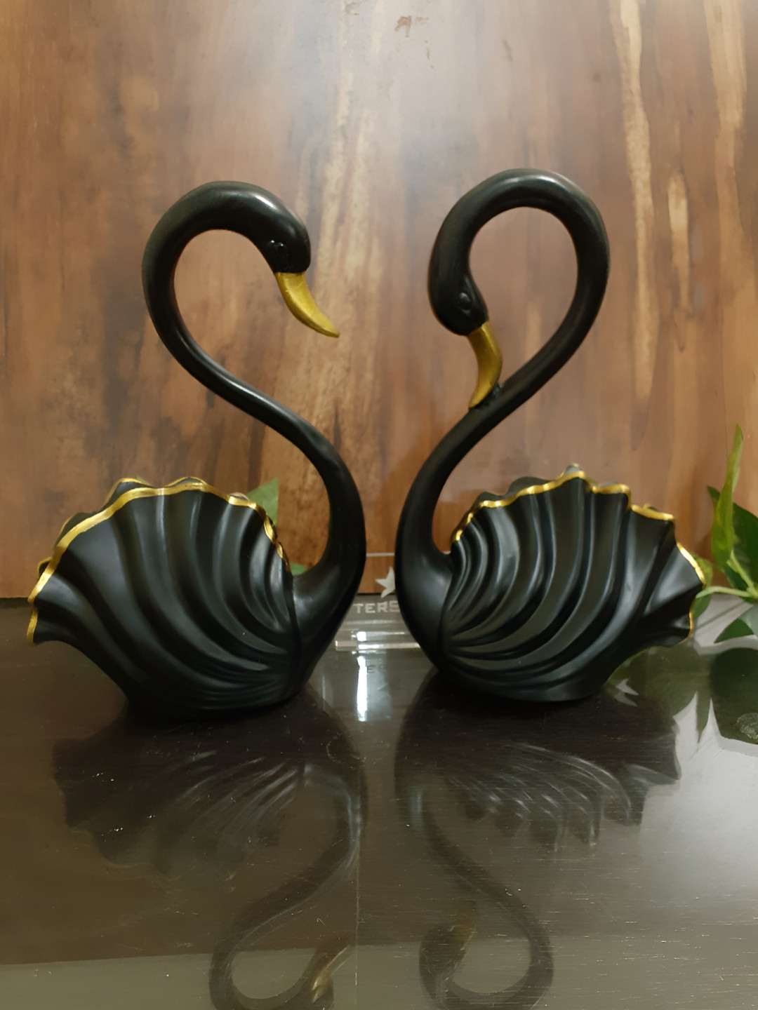 Afterstitch Swan Black Polyresin Natural Living Room Set of 2 Small Showpieces -