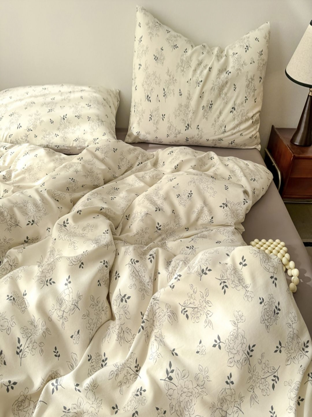 JC HOME Grey & White Floral Polycotton 3 Piece Double Extra Large Regular Bedding Set