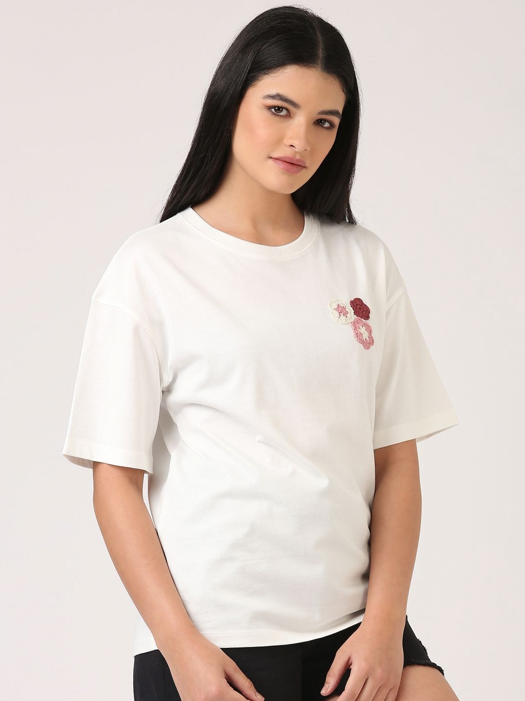 Jolene.club Ivory White Round Neck Cotton Crochet Detail Oversized T-shirt