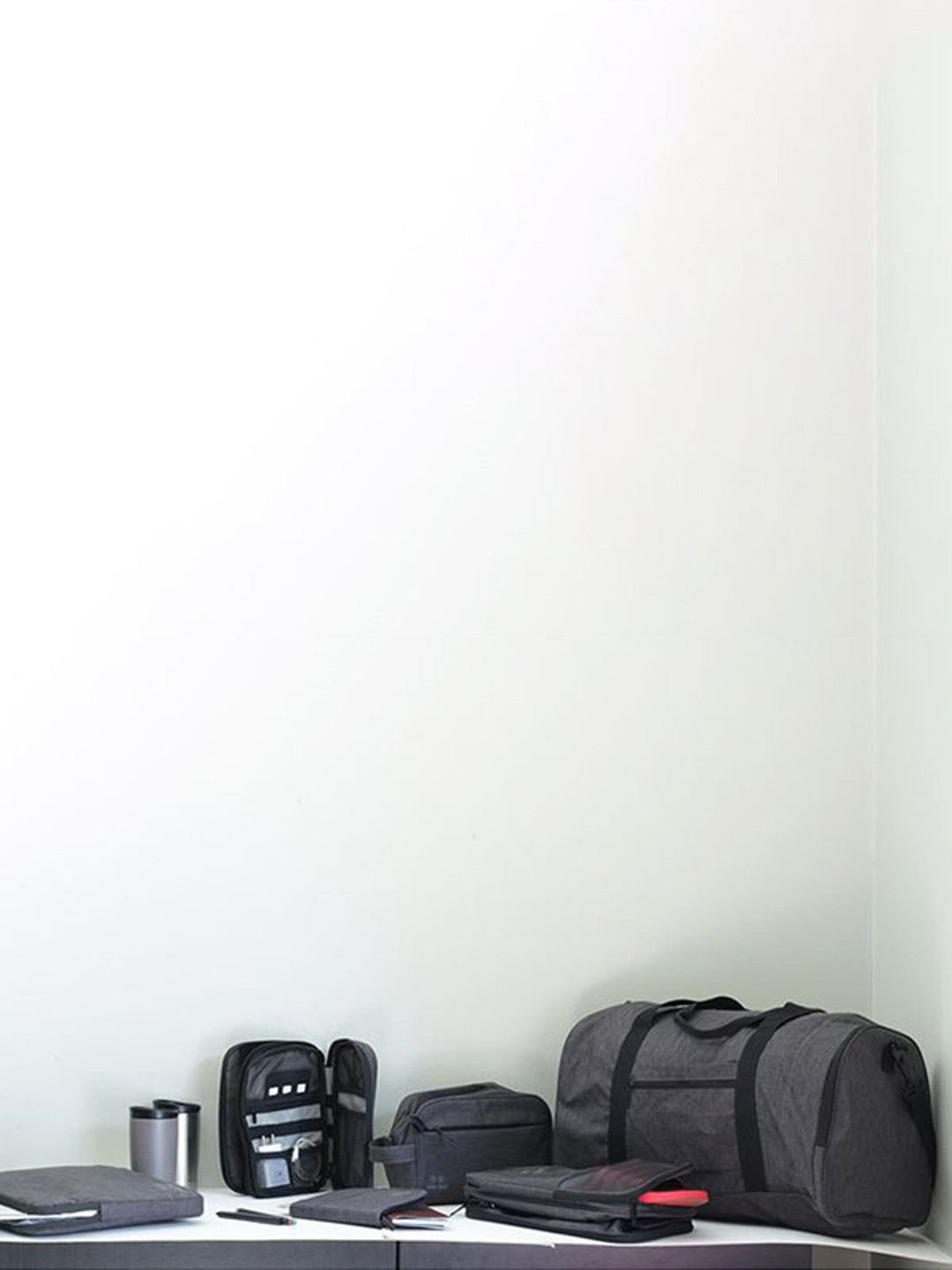 WAABI - SAABI Unisex Toiletery Bag Travel Accessory