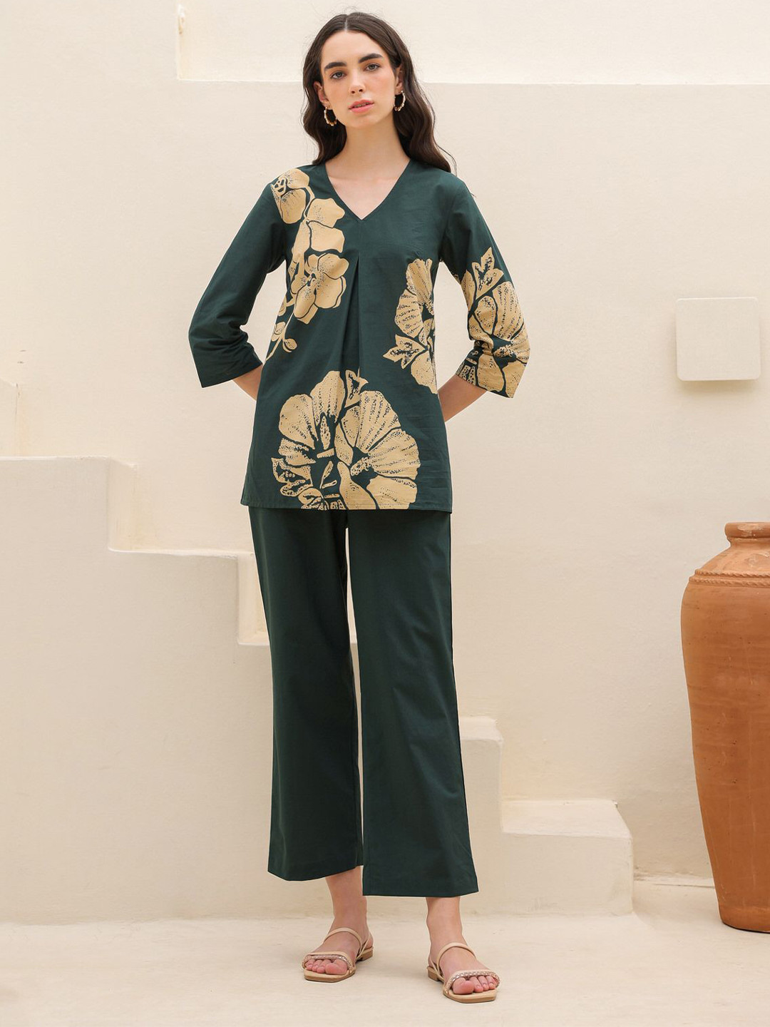 JISORA Women's Green Printed Cotton  Top With Trousers Co-Ords