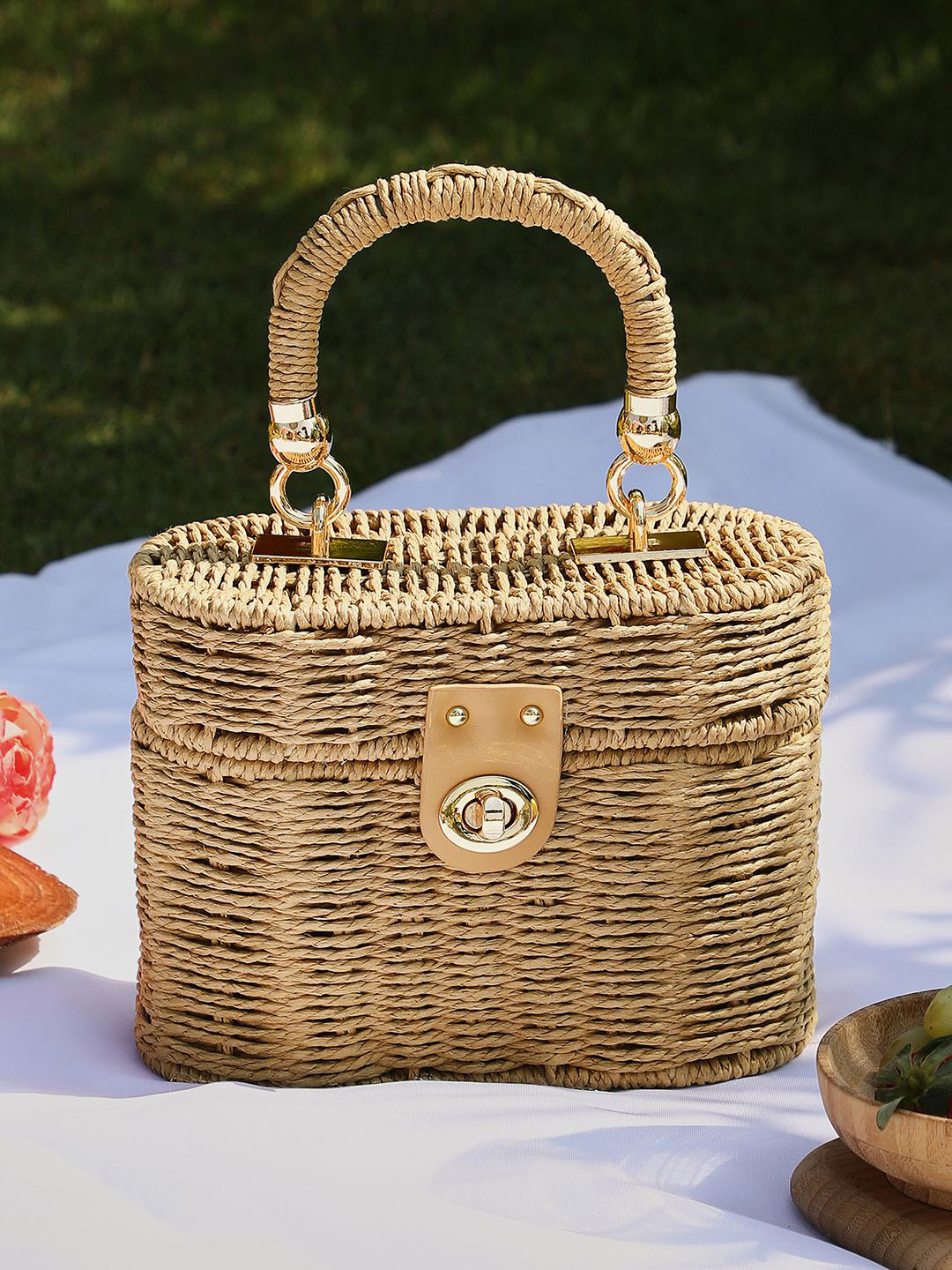 HAUTE SAUCE  Women Khaki Brown The Straw-Luna Hand Bag