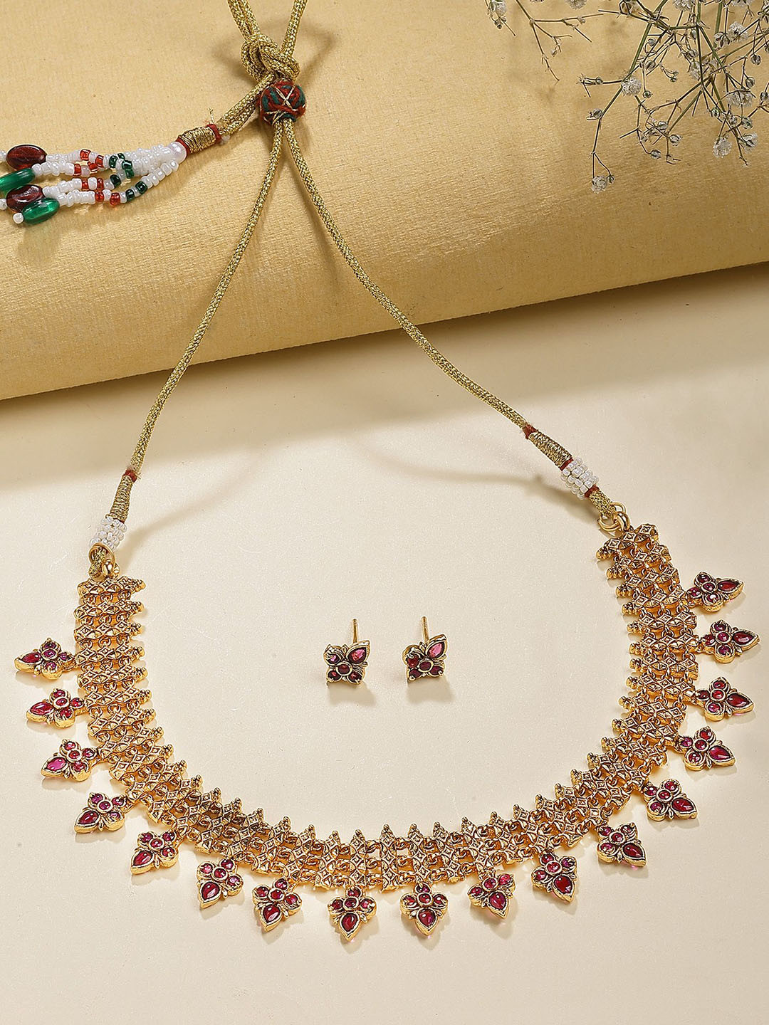 KARATCART Gold-Plated Stones Studded Floral Jali Design Classic Jewellery Set