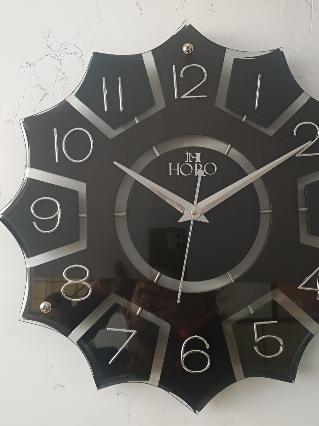 Horo Brown Wood Large Display Floral Battery Analogue Wall Clock