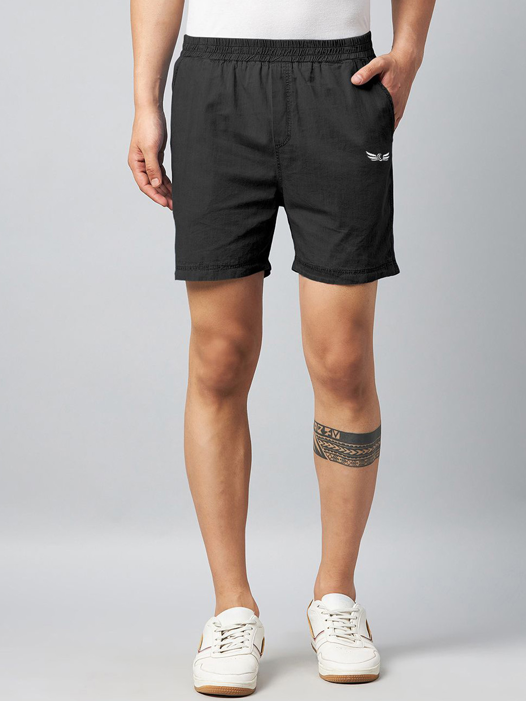 CHROME & CORAL Men Regular Fit Denim Shorts