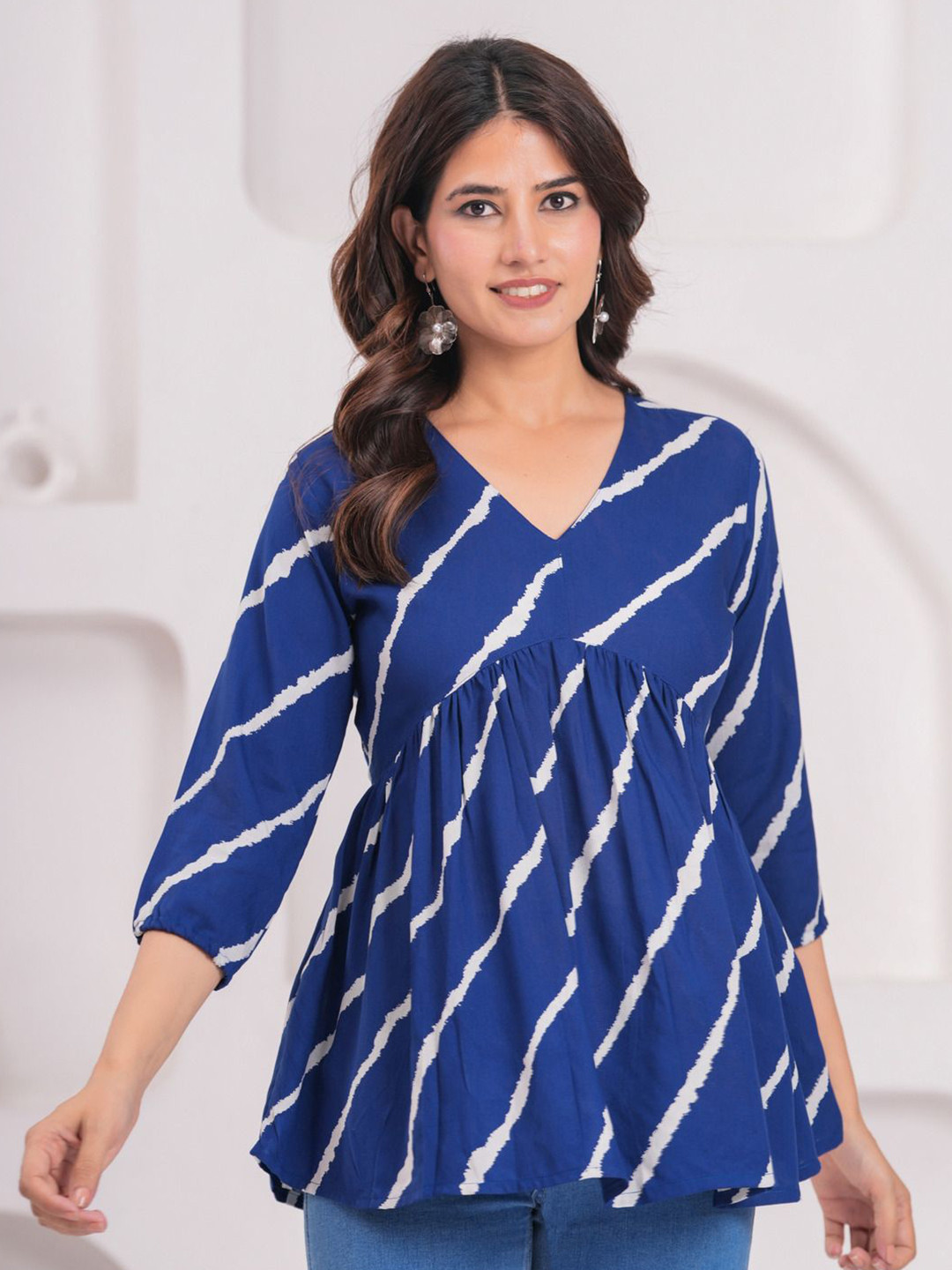 SARAI CREATIONS Women Vertical Stripes Printed V-Neck A-Line Top