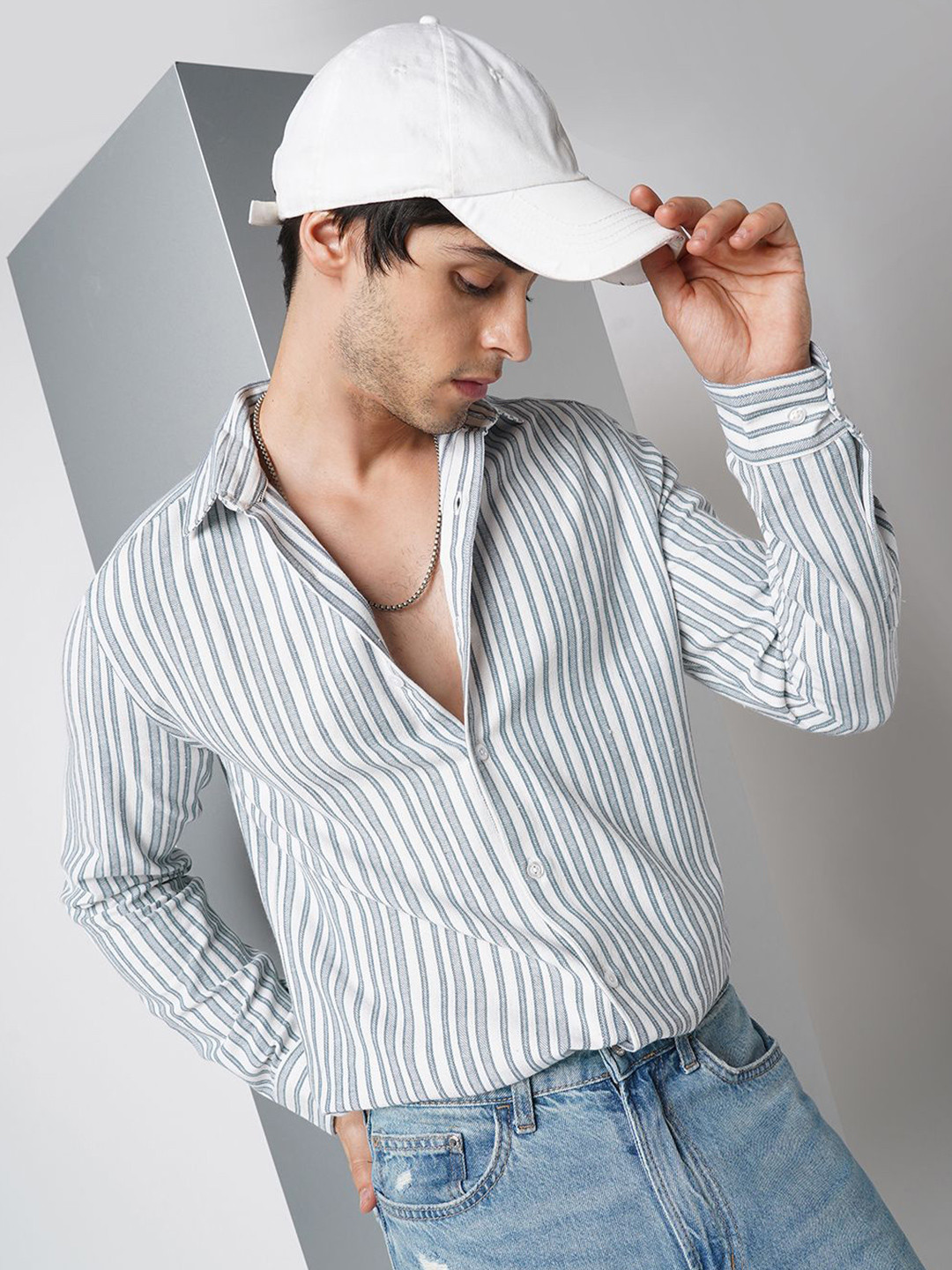 VASTRADO Men Classic Blue & White Slim Fit Vertical Stripes Casual Shirt