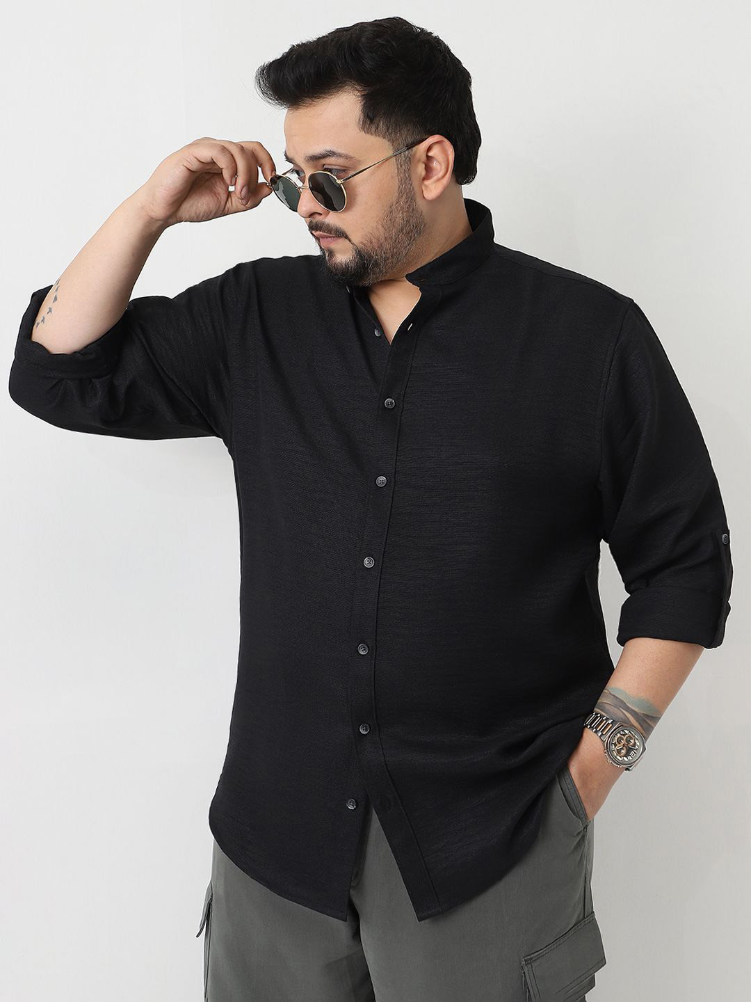 Urbano Plus Men's Black Linen Full Sleeve Relaxed Fit Mandarin Collar Casual Solid Shirt