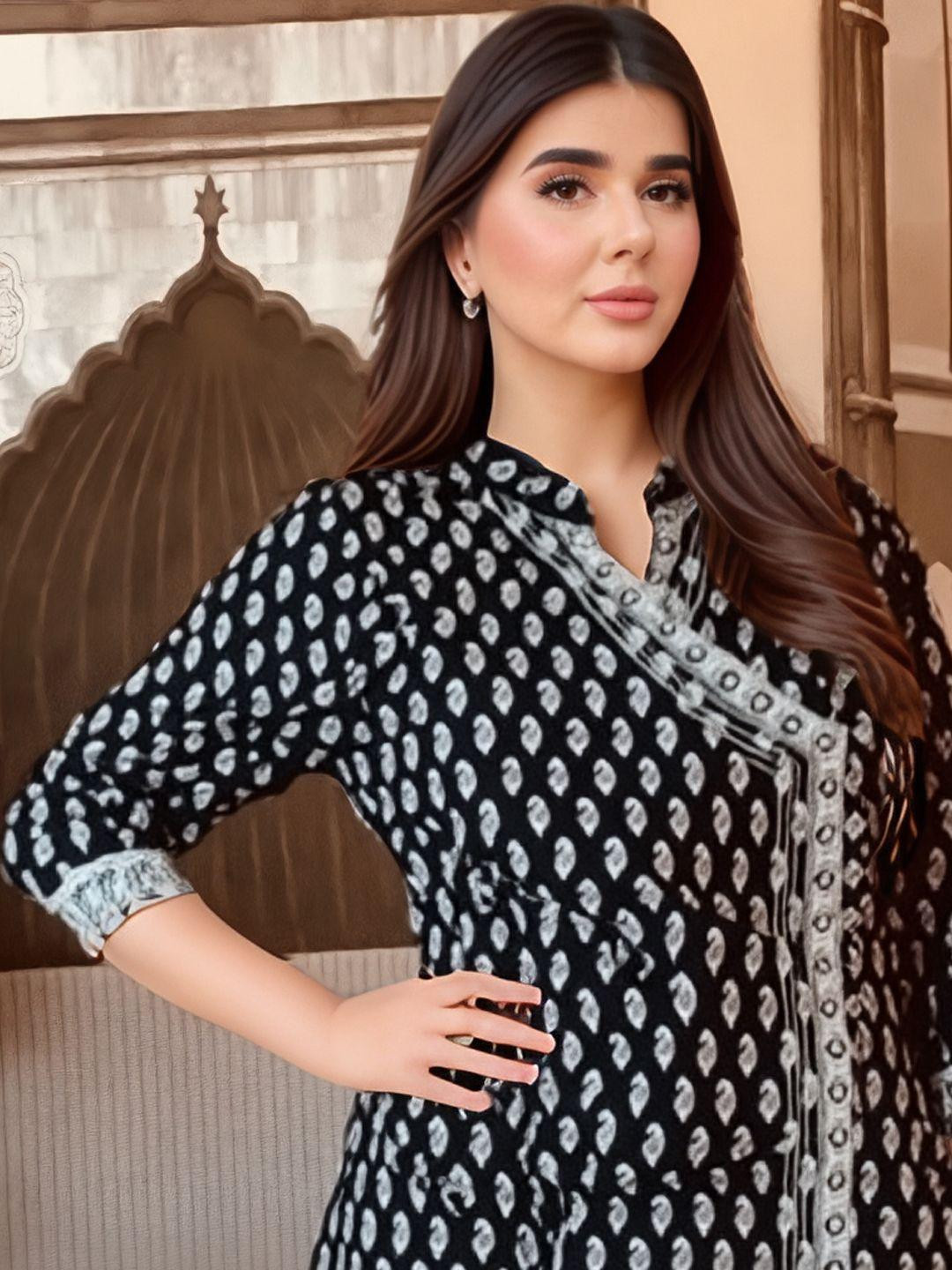 KALINI Women Black Rayon Blend Printed Straight Kurta Set With Dupatta