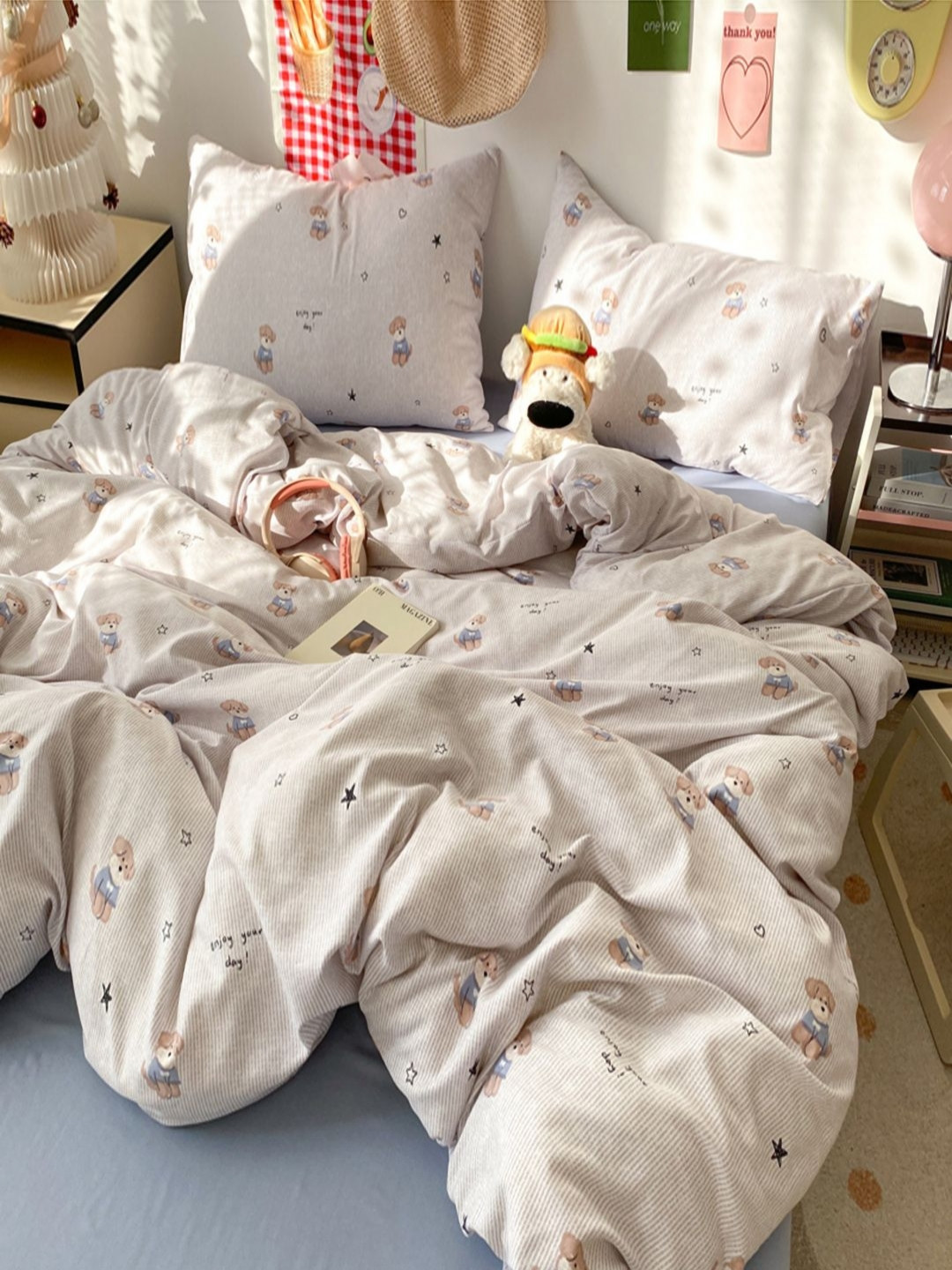 JC HOME Blue & White 4 Pieces Cartoon Characters Double Queen Bedding Set
