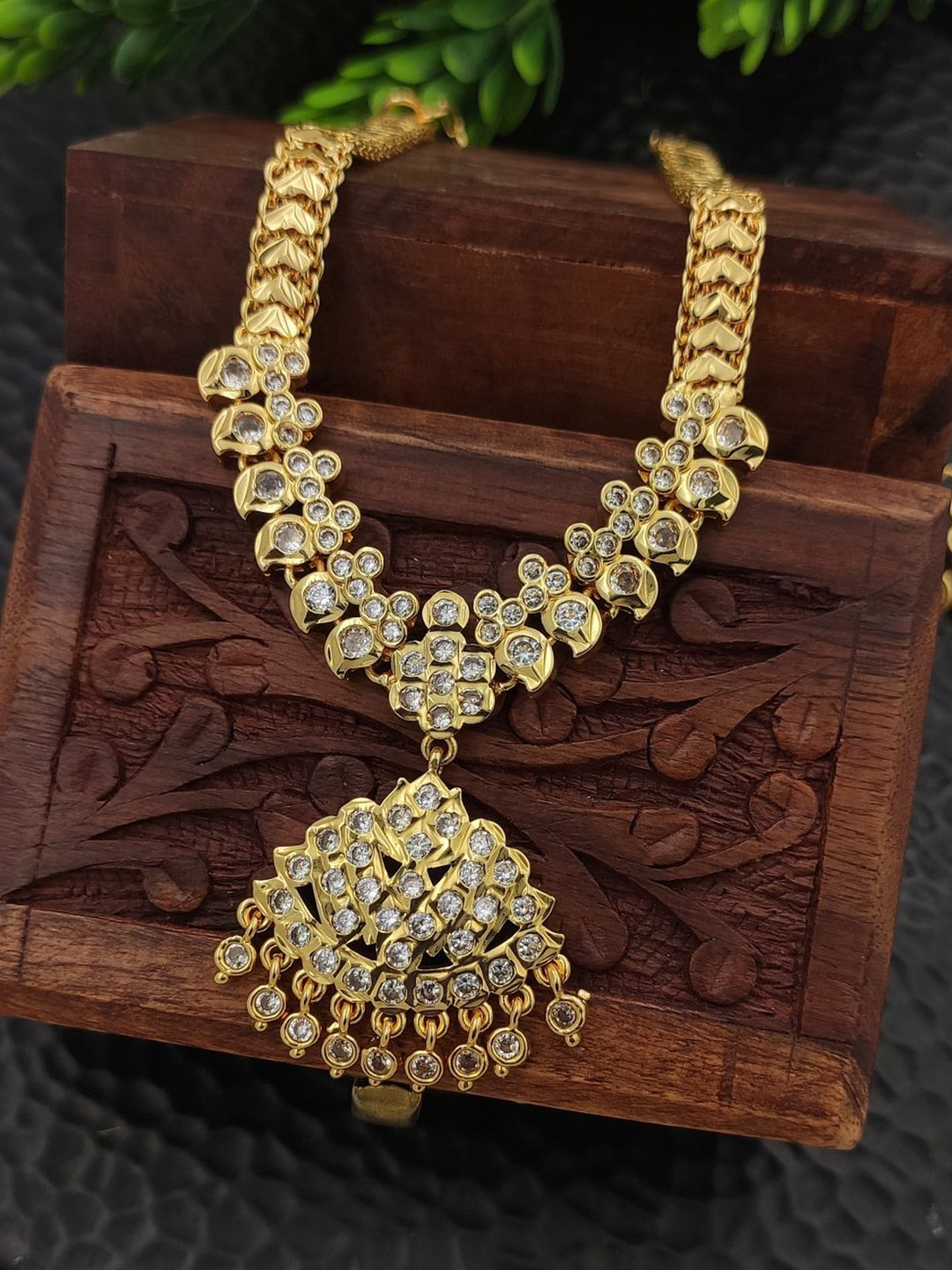 Hanaa Gold-Plated Artificial Stones Studded Necklace