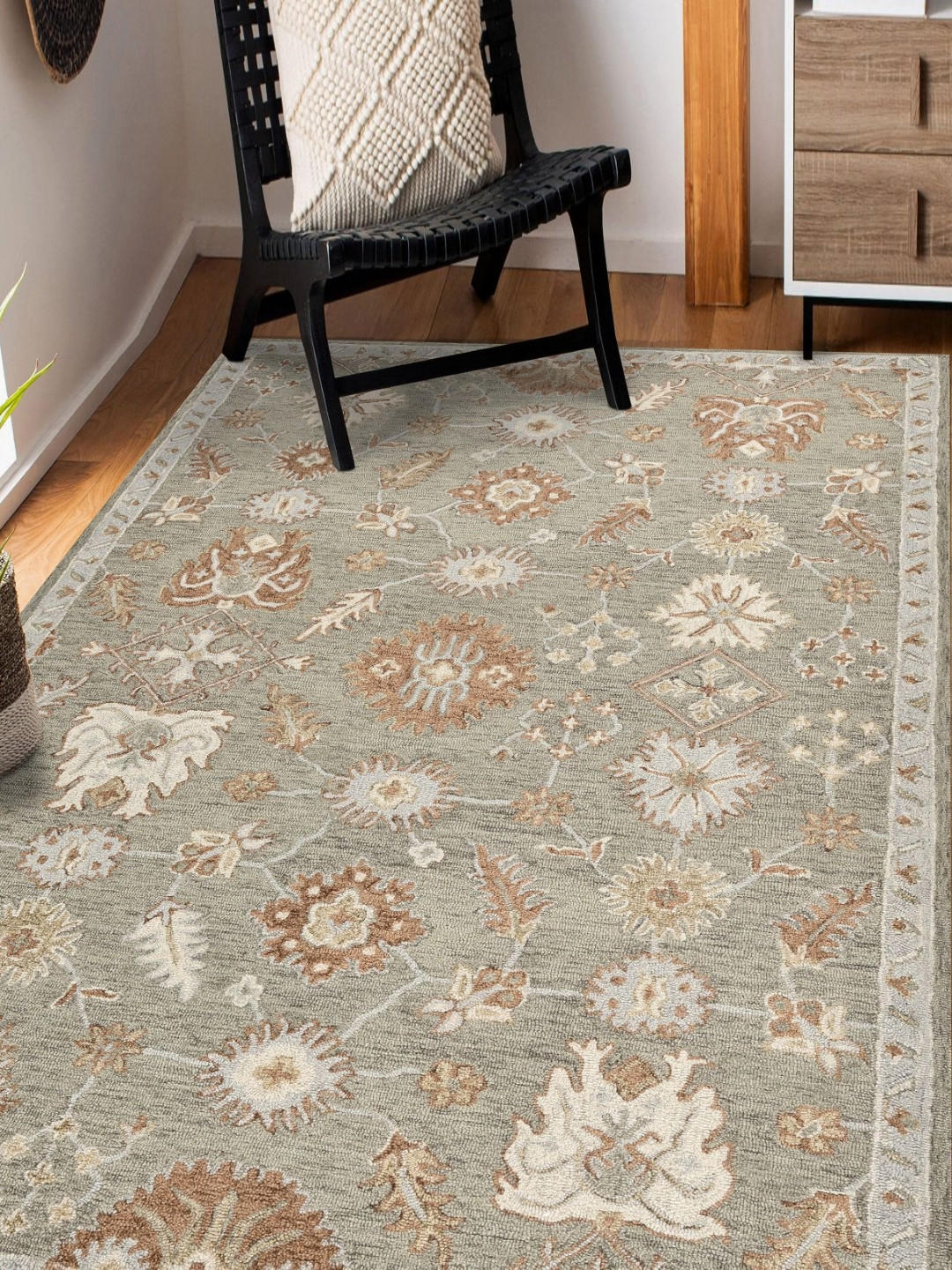 saraswatii global Lewis Farmhouse Khaki Floral Hand-Tufted Woollen Carpet