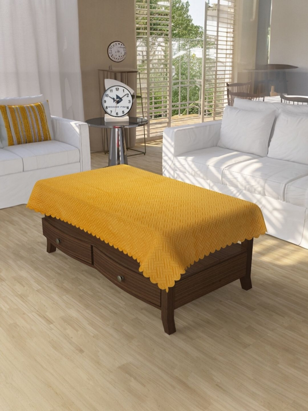 BIGGER FISH Yellow Cotton 4-Seater Table Cover