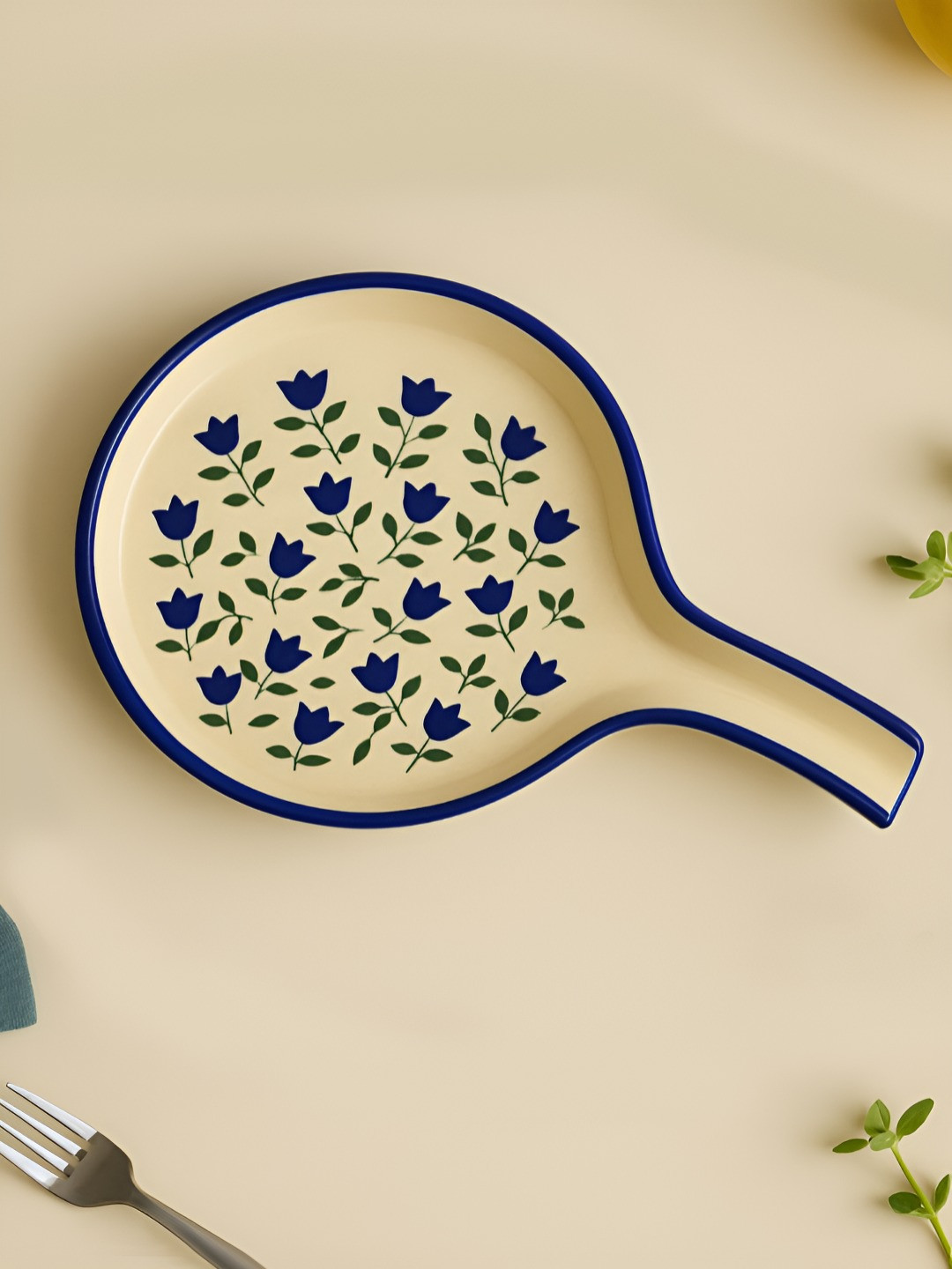 StyleMyWay Hand-Painted Ceramic Pizza Platter with Handle