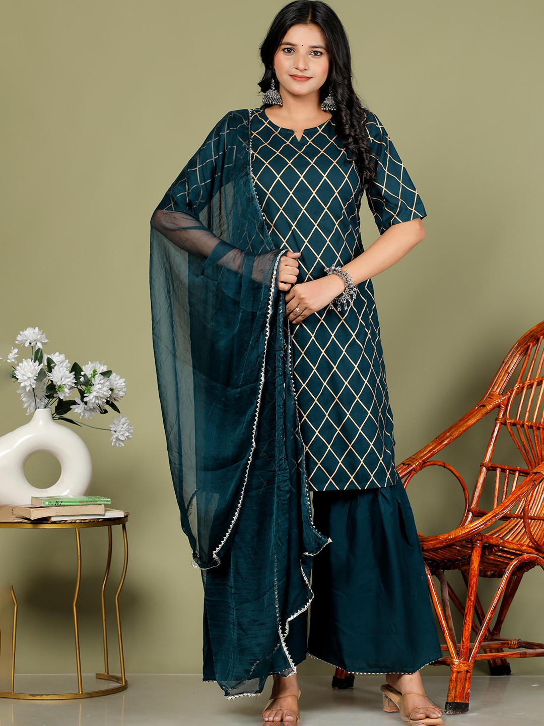 ROOTSOUL Geoemtric Printed Notch Neck Straight Kurta With Palazzos & Dupatta