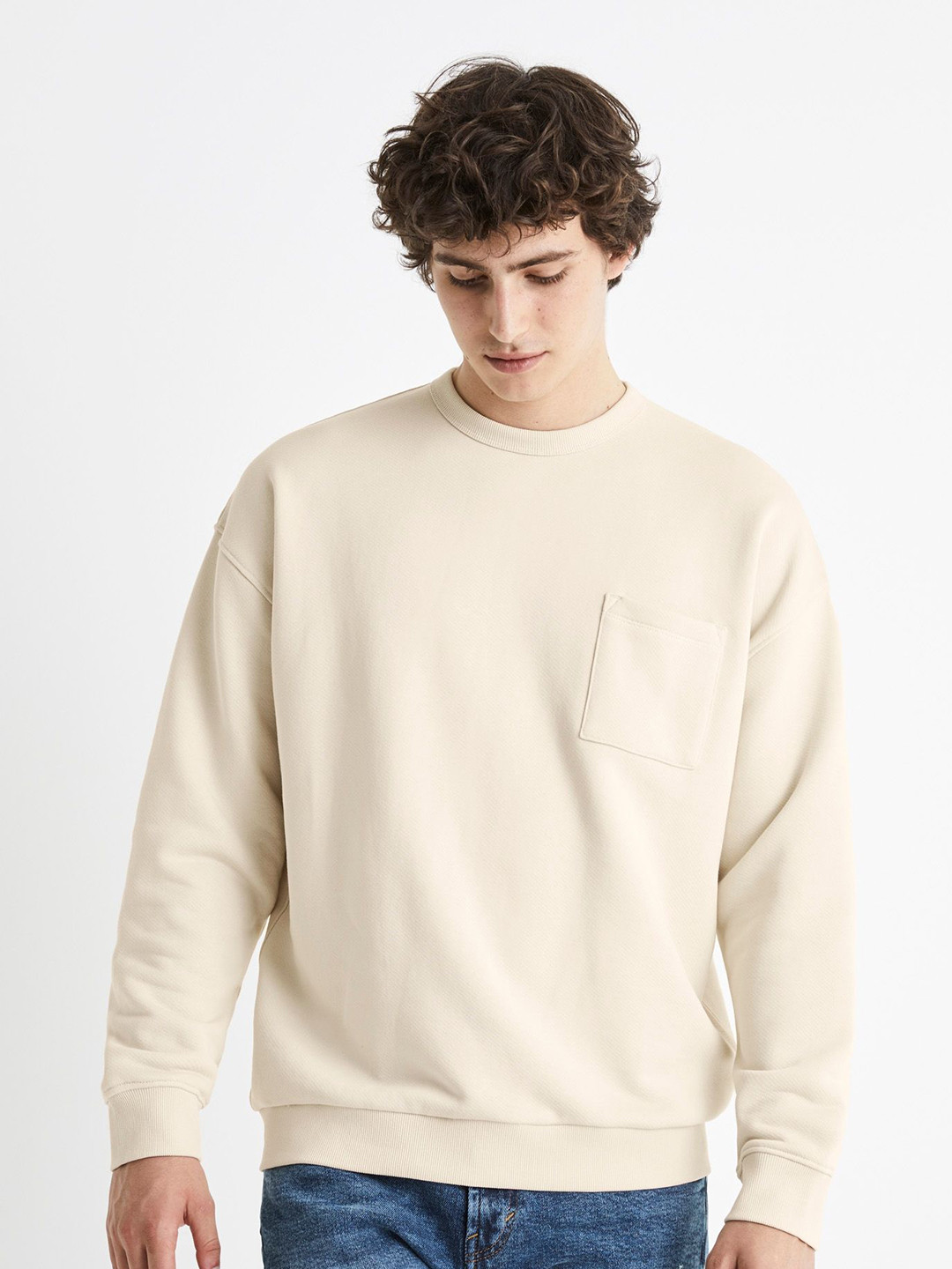 Celio Men Solid Round Neck Sweatshirt