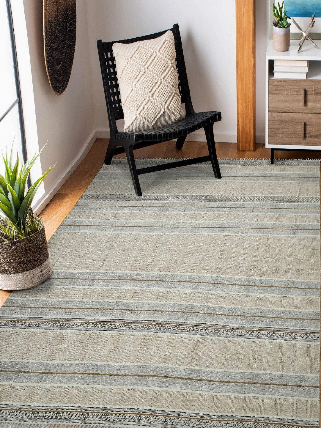 saraswatii global Dune Brown & Grey Geometric Printed Tufted Cotton Carpet